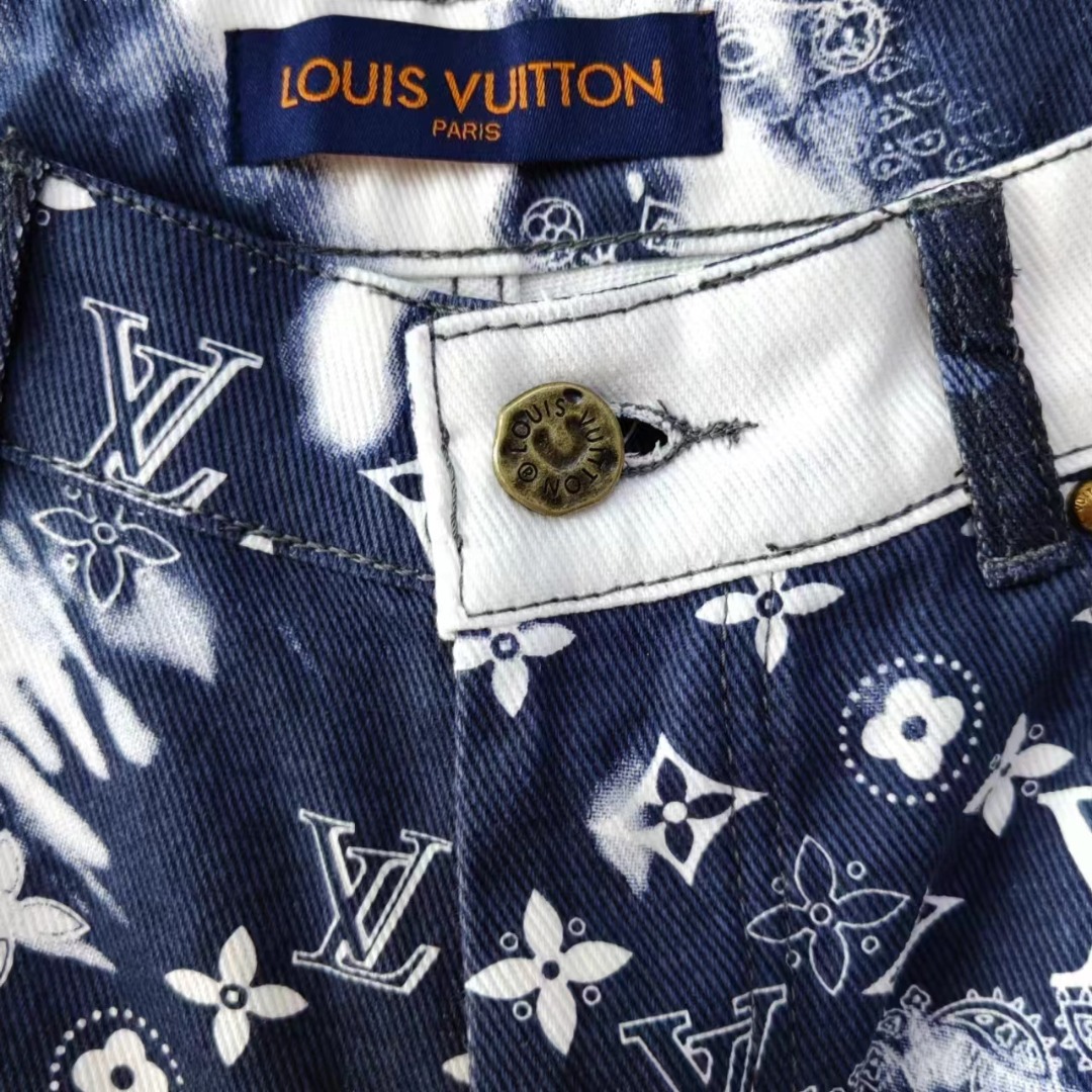 LouisVuitton/路易威登 腰果花牛仔短裤