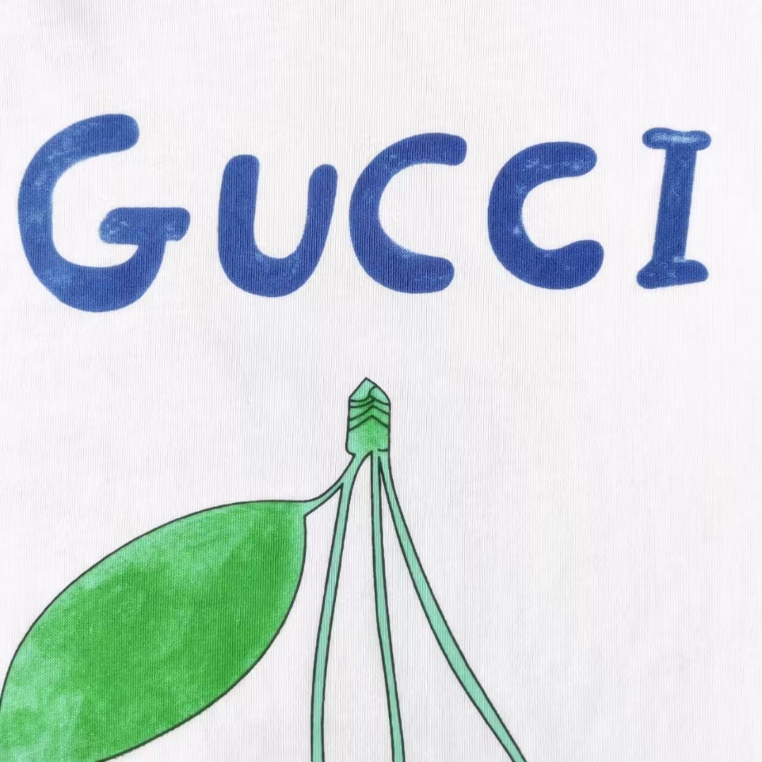 Gucci古驰 成熟的樱桃戏圆领短袖