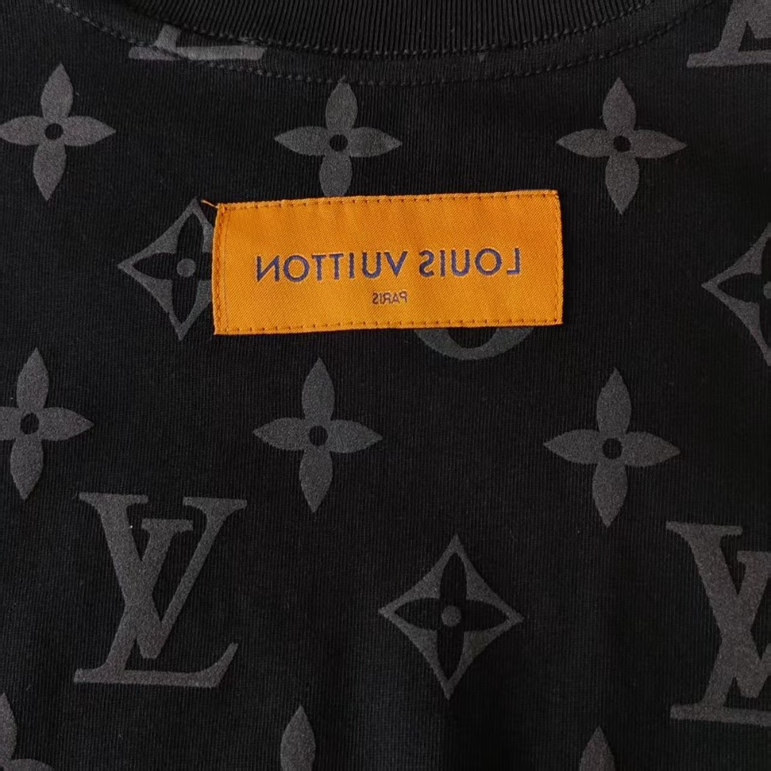 Louis Vuitton路易威登 满印植绒老花字母logo短袖T恤
