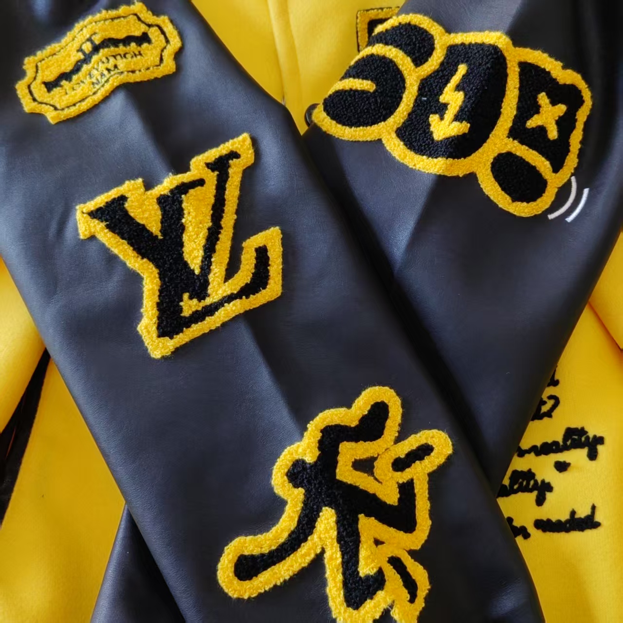 Louis Vuitton/路易威登 黄黑拼接棒球服 秋冬单品人气王