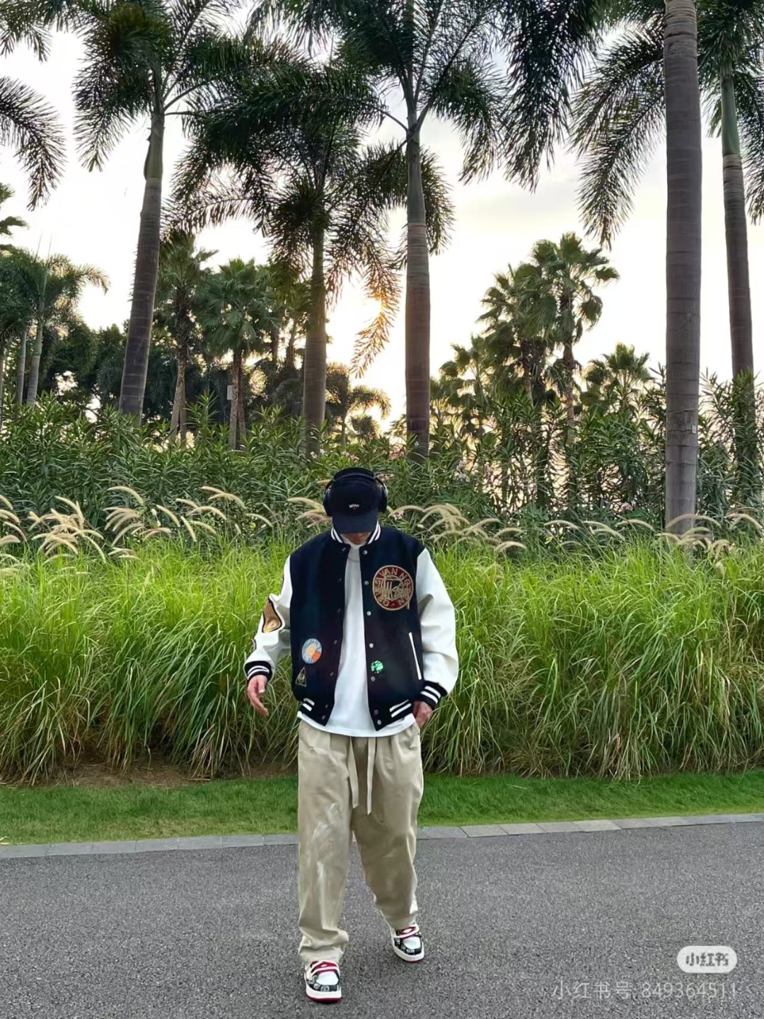 模特上身效果
斯图西 Dries Van Noten x Stussy  金太阳爆炸单品棒球服夹克