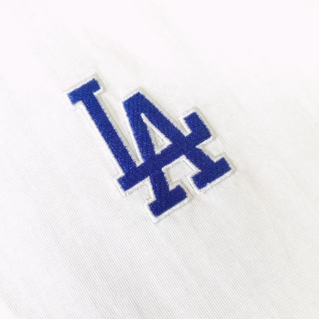 MLB 刺绣小标后背贴布logo字母T恤