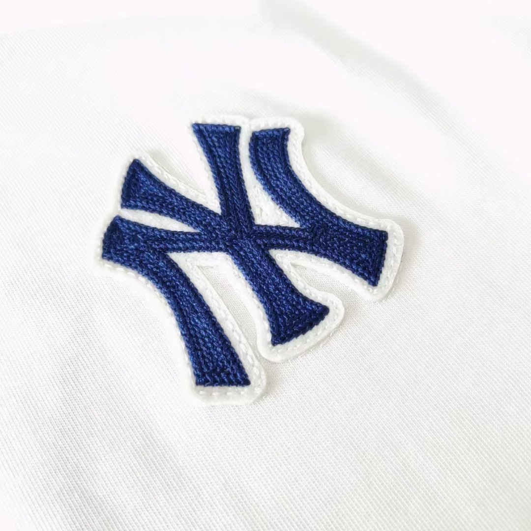 MLB 前贴布后刺绣logo字母T恤 浅蓝