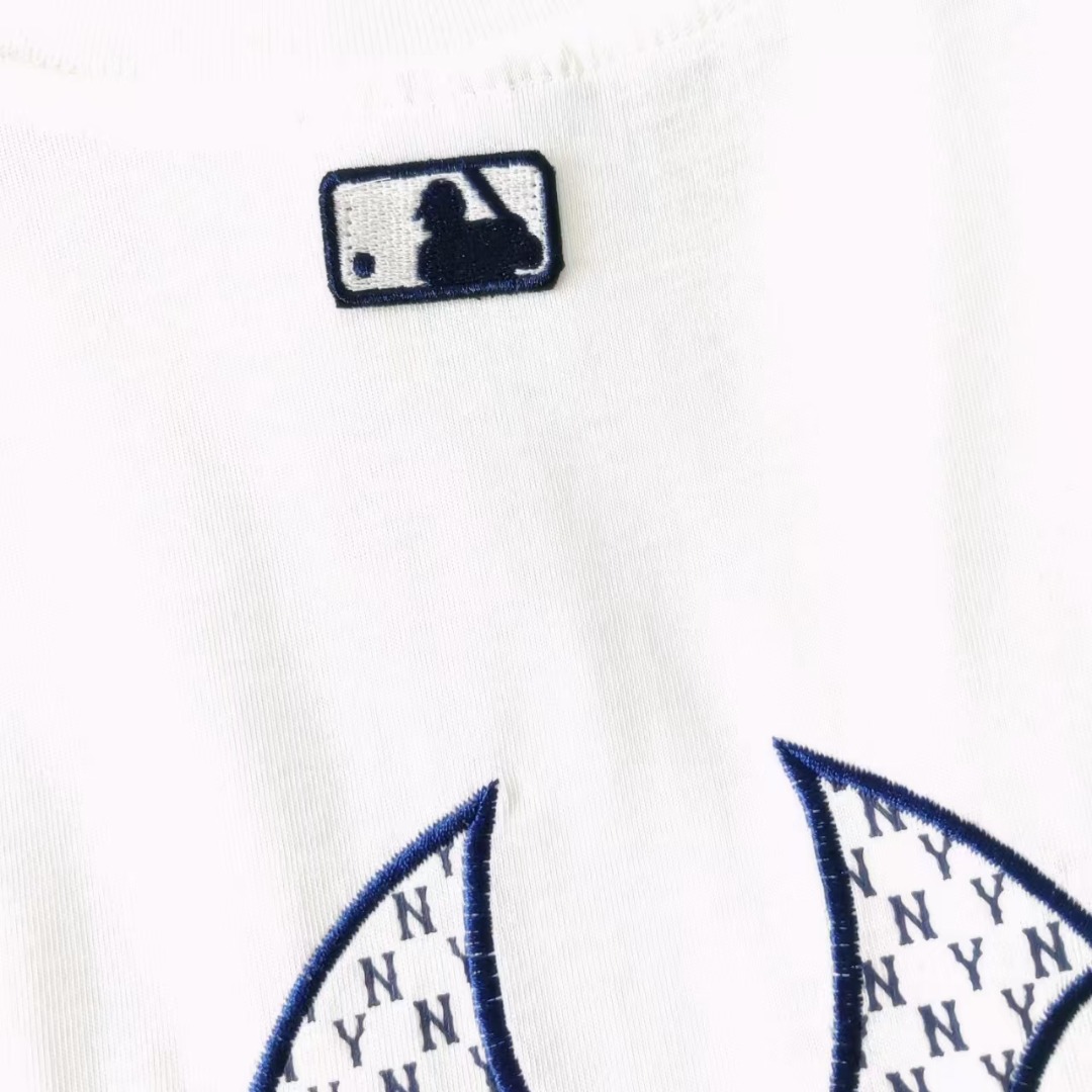 MLB 前贴布后刺绣logo字母T恤 浅蓝