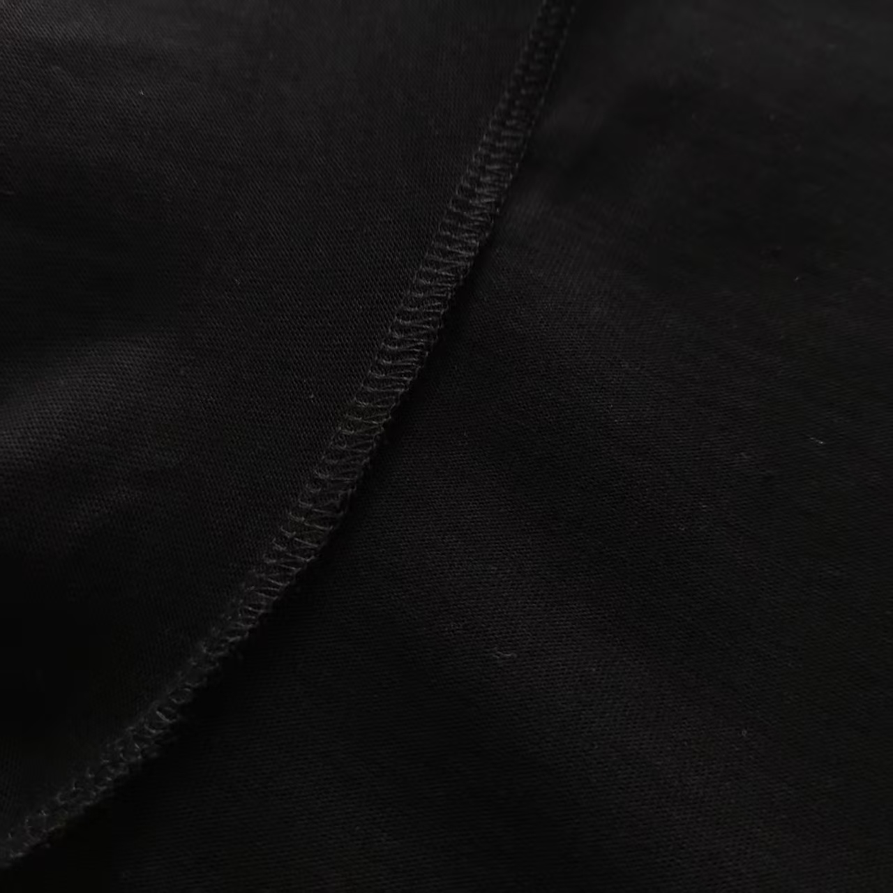 Gucci/古驰 双Glogo刺绣小标短袖黑色 杏色