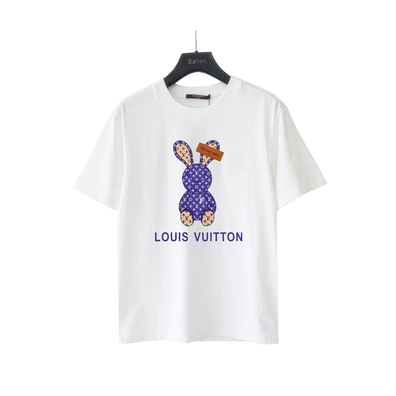 Louis Vuitton/路易威登 紫色小兔公仔logo印花短袖 定制260克同缸染面料 手感非常舒服 春夏最新砖柜同步 时尚又个性 超级百搭好看的一款 男女都非常合适 人手必备款 吊牌 领标 水洗麦 三标齐全 ：黑色 白色 KQ64@ ：XS-L