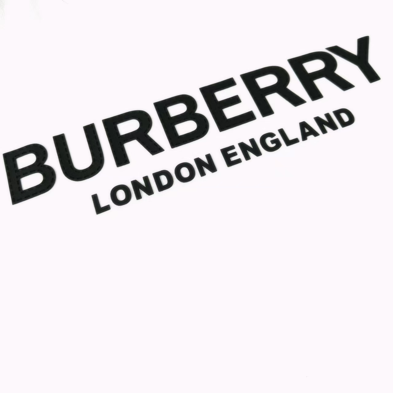 BURBERRY/巴宝莉 胸前之母logo印花短袖T恤