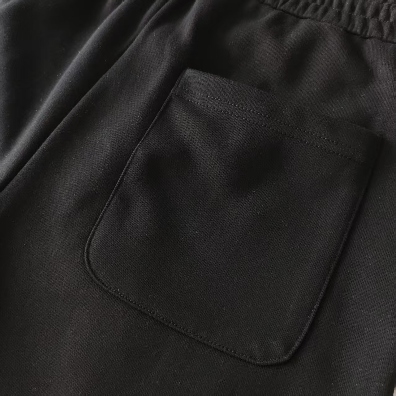 LouisVuitto/路易威登 手绘手工涂鸦logo标识五分裤