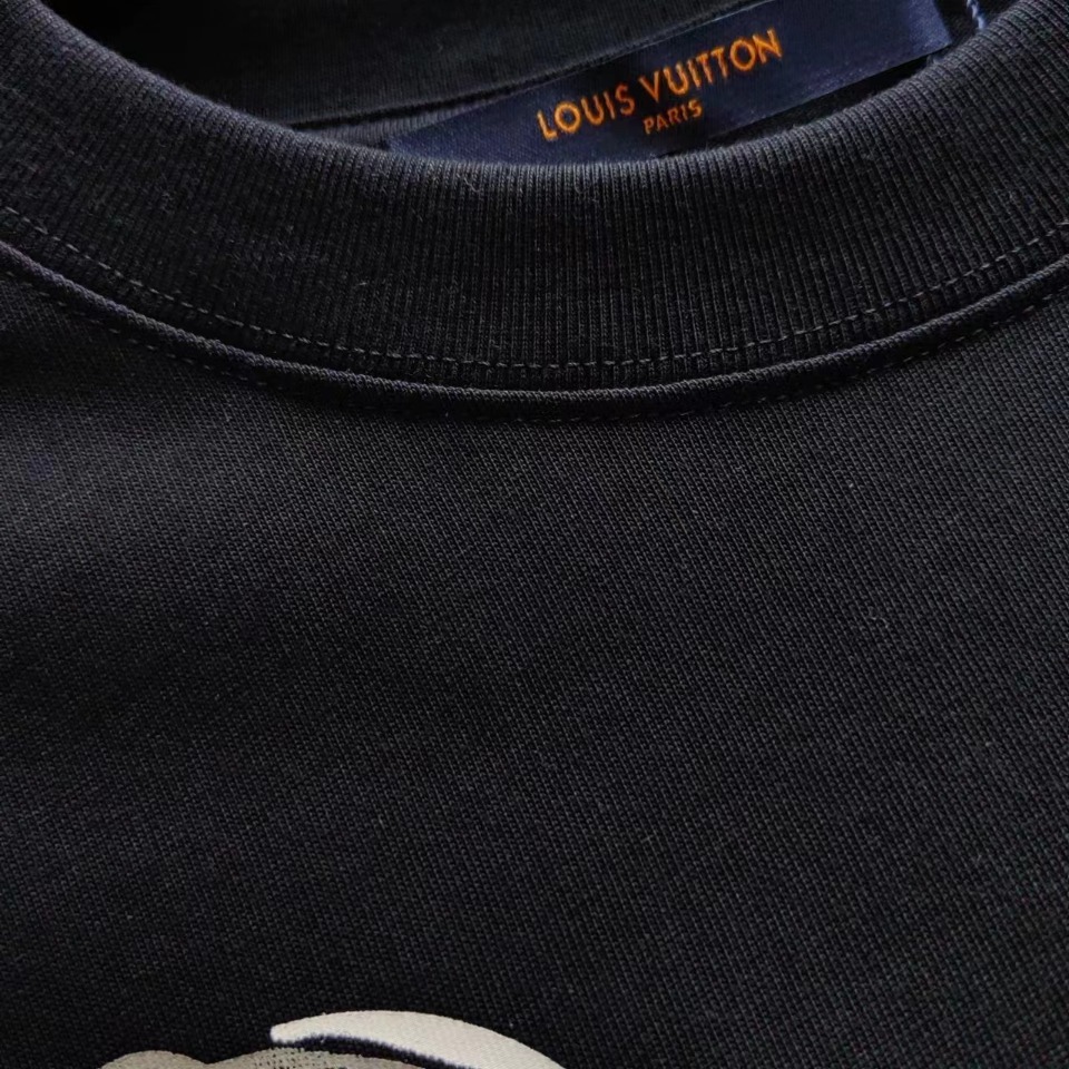 LOUIS VUITTON/路易登威 手绘人脸logo涂鸦短袖T恤