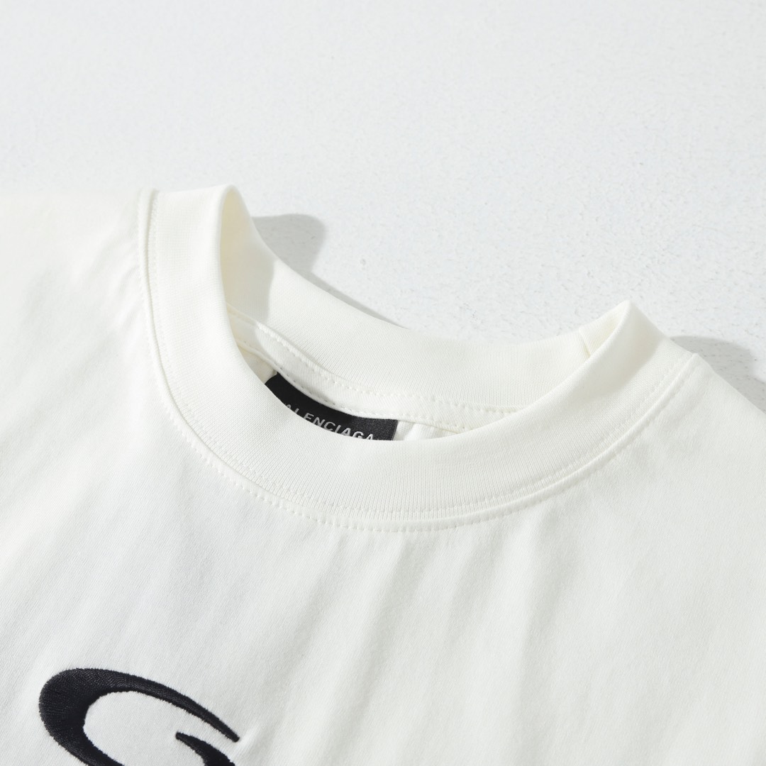 BALENCIAGA巴黎世家 BASKETBALL 系列 01号球衣短袖T恤 黑色 白色-Chinese UA Cheap High Quatity Brand Clothes Bags handbags Sneakers wholesale wholesaler seller from China Factory suppliers Fashion Clothing Shoes best Quality Beautiful Price BALENCIAGA巴黎世家 BASKETBALL 系列 01号球衣短袖T恤 黑色 白色