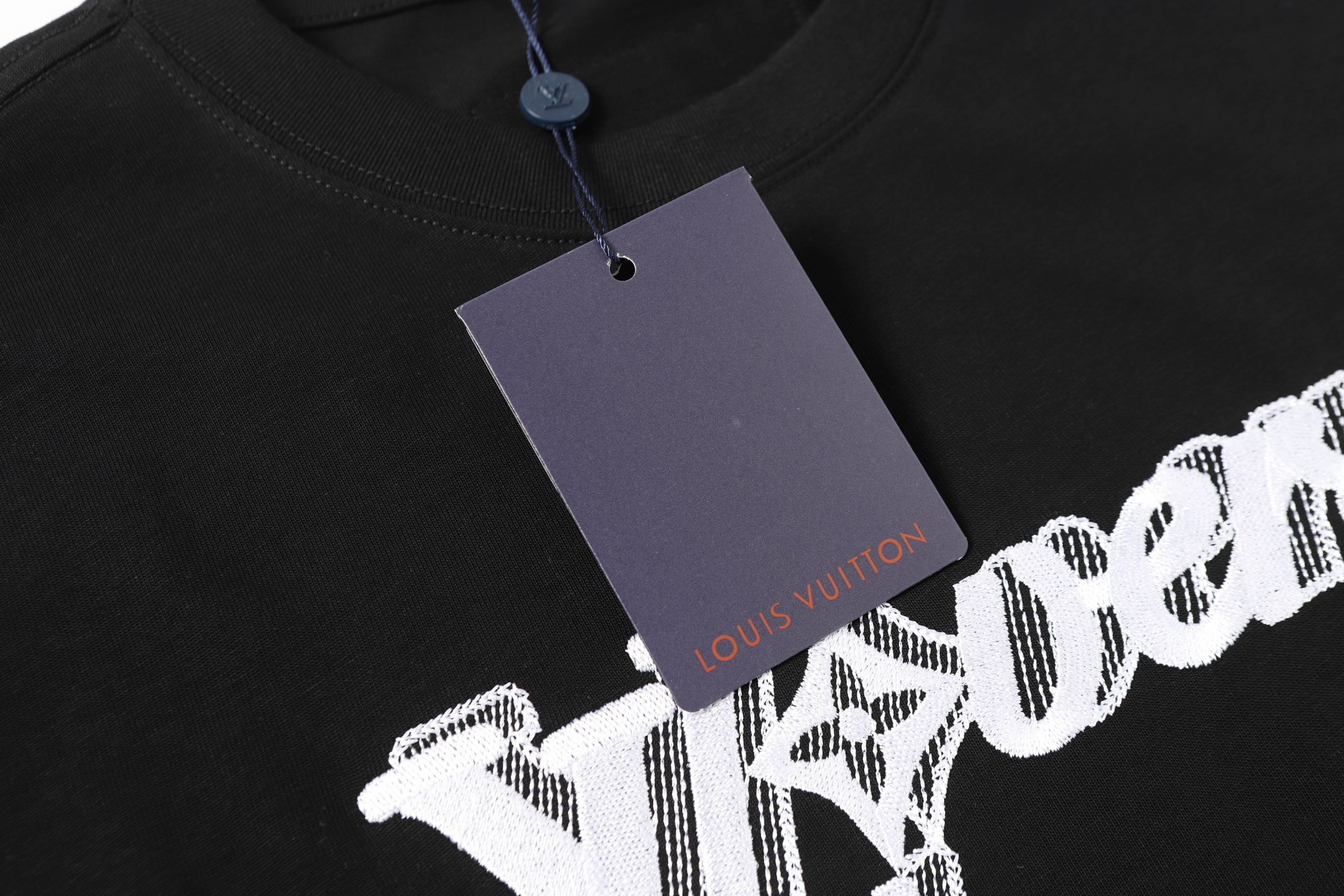LOUIS VUITTON/路易威登刺绣灰黑字母短袖