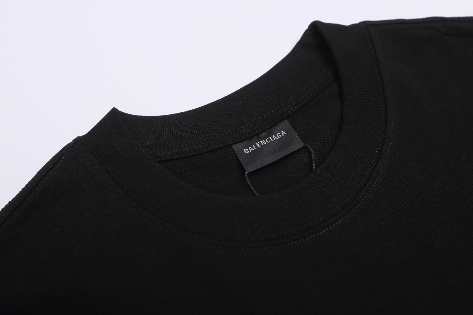 Balenciaga/巴黎世家 25ss 镂空硅胶字母球鞋短袖T恤