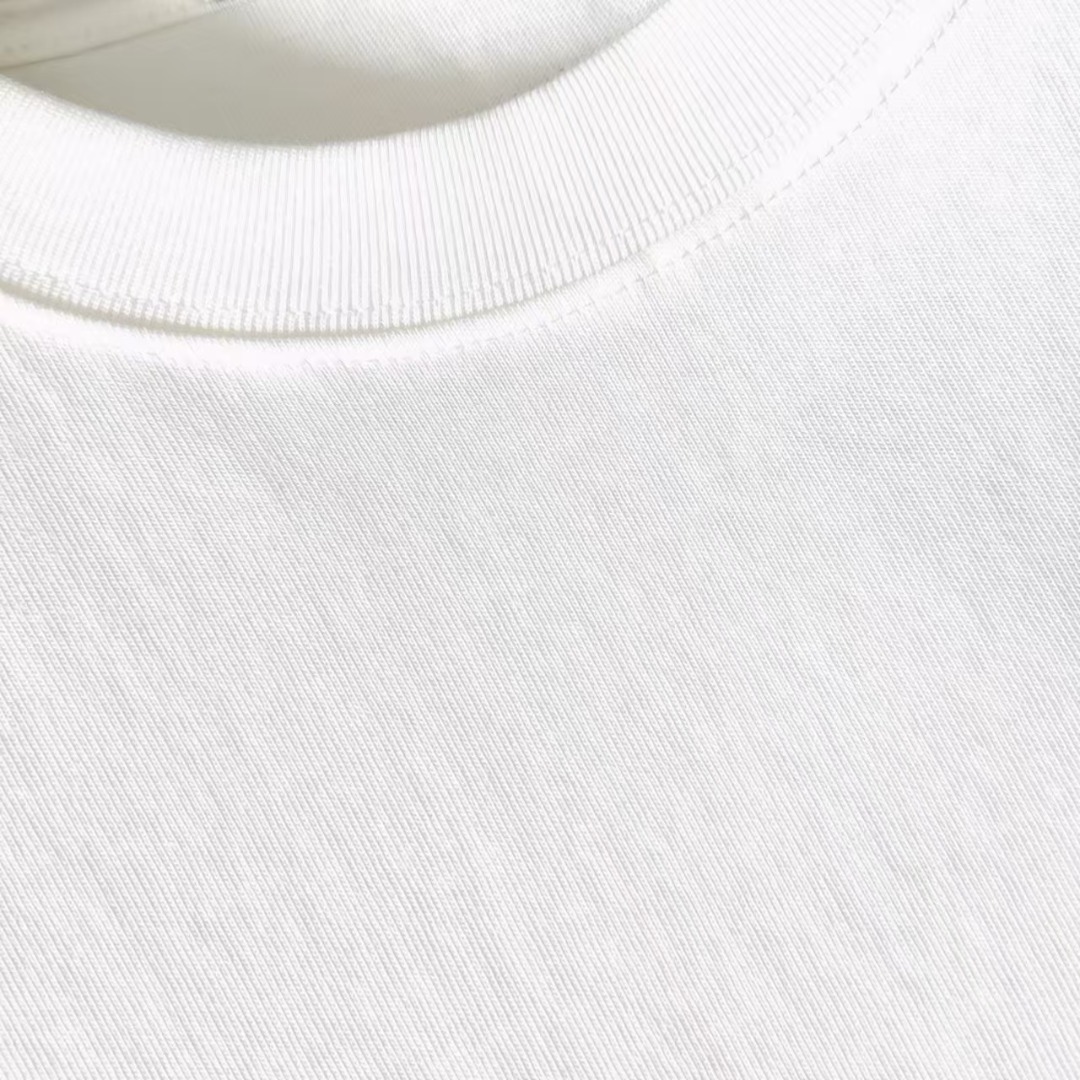 尺码表+实拍细节图 Louis Vuitton/路易威登 破坏镂空刺绣字母logo短袖 白色 黑色-Chinese UA Cheap High Quatity Brand Clothes Bags handbags Sneakers wholesale wholesaler seller from China Factory suppliers Fashion Clothing Shoes best Quality Beautiful Price 尺码表+实拍细节图 Louis Vuitton/路易威登 破坏镂空刺绣字母logo短袖 白色 黑色