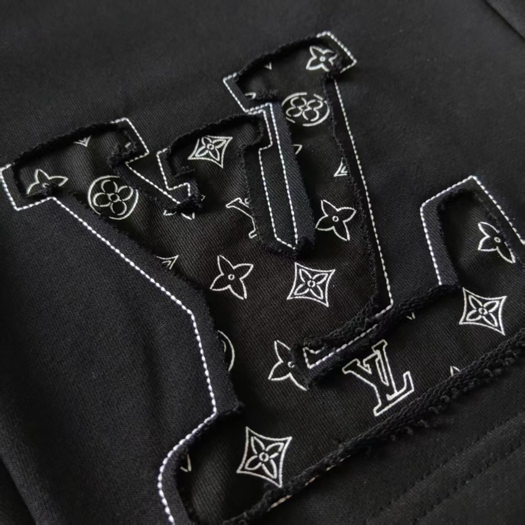 Louis Vuitton/路易威登 贴布字母logo休闲短裤 黑色