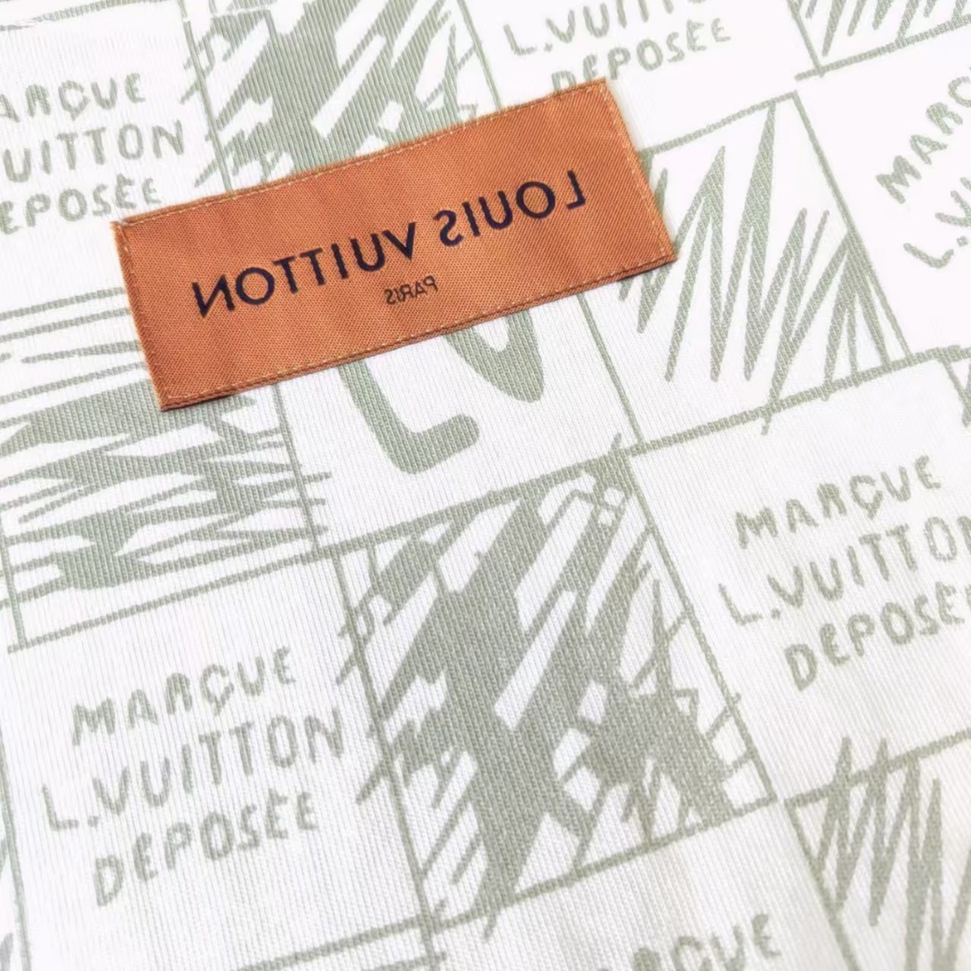 LOUIS VUITTON/路易威登 棋盘格字母logo短袖