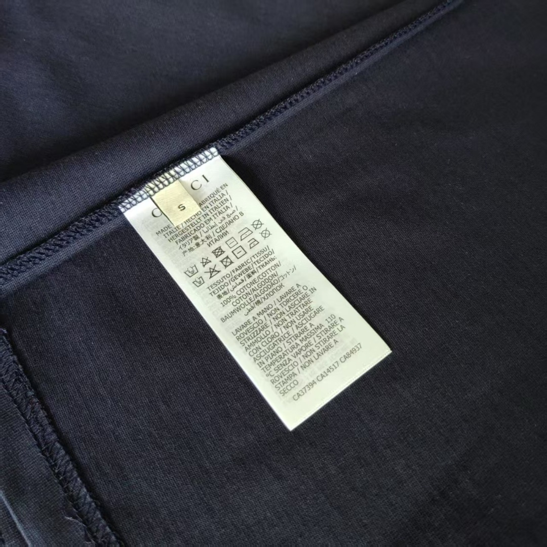 Gucci/古驰 双Glogo樱桃吊坠短袖T桖 蓝/米白-Chinese UA Cheap High Quatity Brand Clothes Bags handbags Sneakers wholesale wholesaler seller from China Factory suppliers Fashion Clothing Shoes best Quality Beautiful Price Gucci/古驰 双Glogo樱桃吊坠短袖T桖 蓝/米白