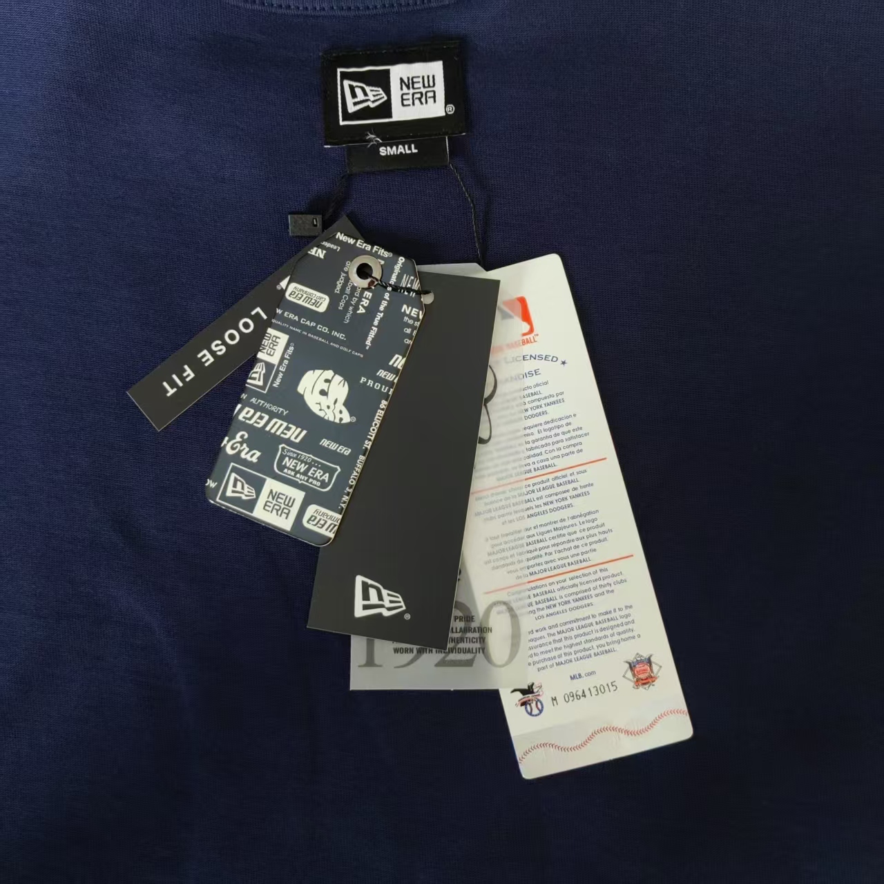 New Era × MLB联名 三色印花短袖T恤 黑色 白色 藏青色-Chinese UA Cheap High Quatity Brand Clothes Bags handbags Sneakers wholesale wholesaler seller from China Factory suppliers Fashion Clothing Shoes best Quality Beautiful Price New Era × MLB联名 三色印花短袖T恤 黑色 白色 藏青色