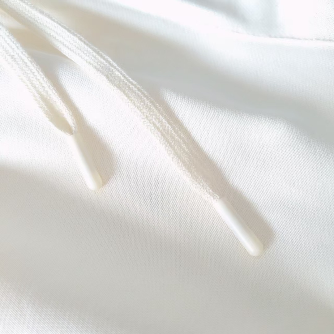 MLB 大logo字母印花短裤奶油色 黑色