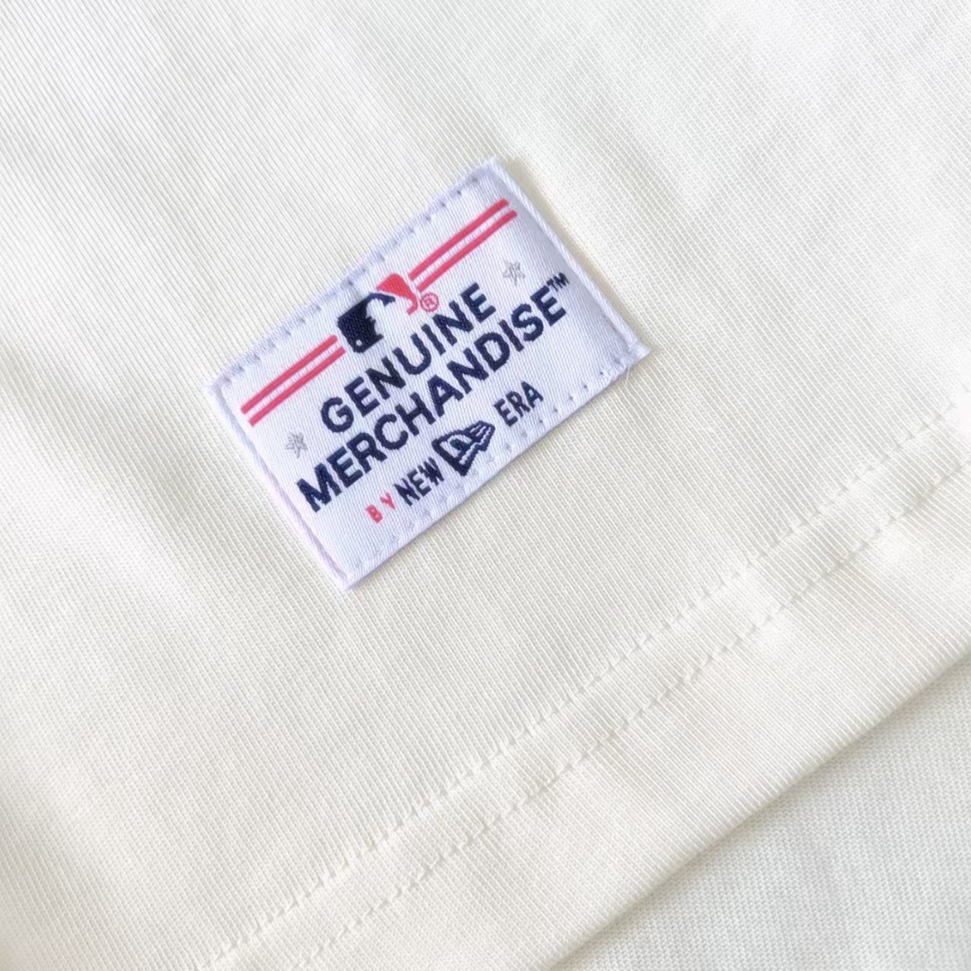 New Era × MLB联名 胜利密码字母印花短袖T恤-Chinese UA Cheap High Quatity Brand Clothes Bags handbags Sneakers wholesale wholesaler seller from China Factory suppliers Fashion Clothing Shoes best Quality Beautiful Price New Era × MLB联名 胜利密码字母印花短袖T恤