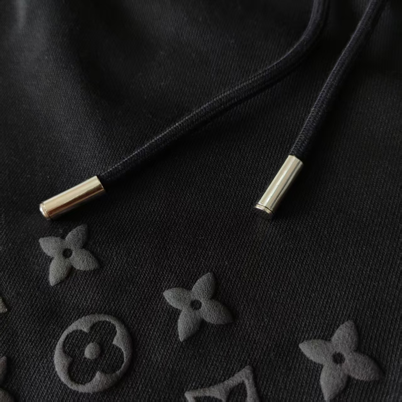 Louis Vuitton/路易威登 满天星发泡字母短裤绿色 黑色-Chinese UA Cheap High Quatity Brand Clothes Bags handbags Sneakers wholesale wholesaler seller from China Factory suppliers Fashion Clothing Shoes best Quality Beautiful Price Louis Vuitton/路易威登 满天星发泡字母短裤绿色 黑色