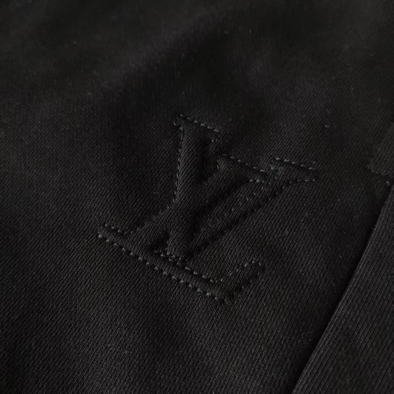 Louis Vuitton/路易威登 满天星发泡字母短裤绿色 黑色-Chinese UA Cheap High Quatity Brand Clothes Bags handbags Sneakers wholesale wholesaler seller from China Factory suppliers Fashion Clothing Shoes best Quality Beautiful Price Louis Vuitton/路易威登 满天星发泡字母短裤绿色 黑色