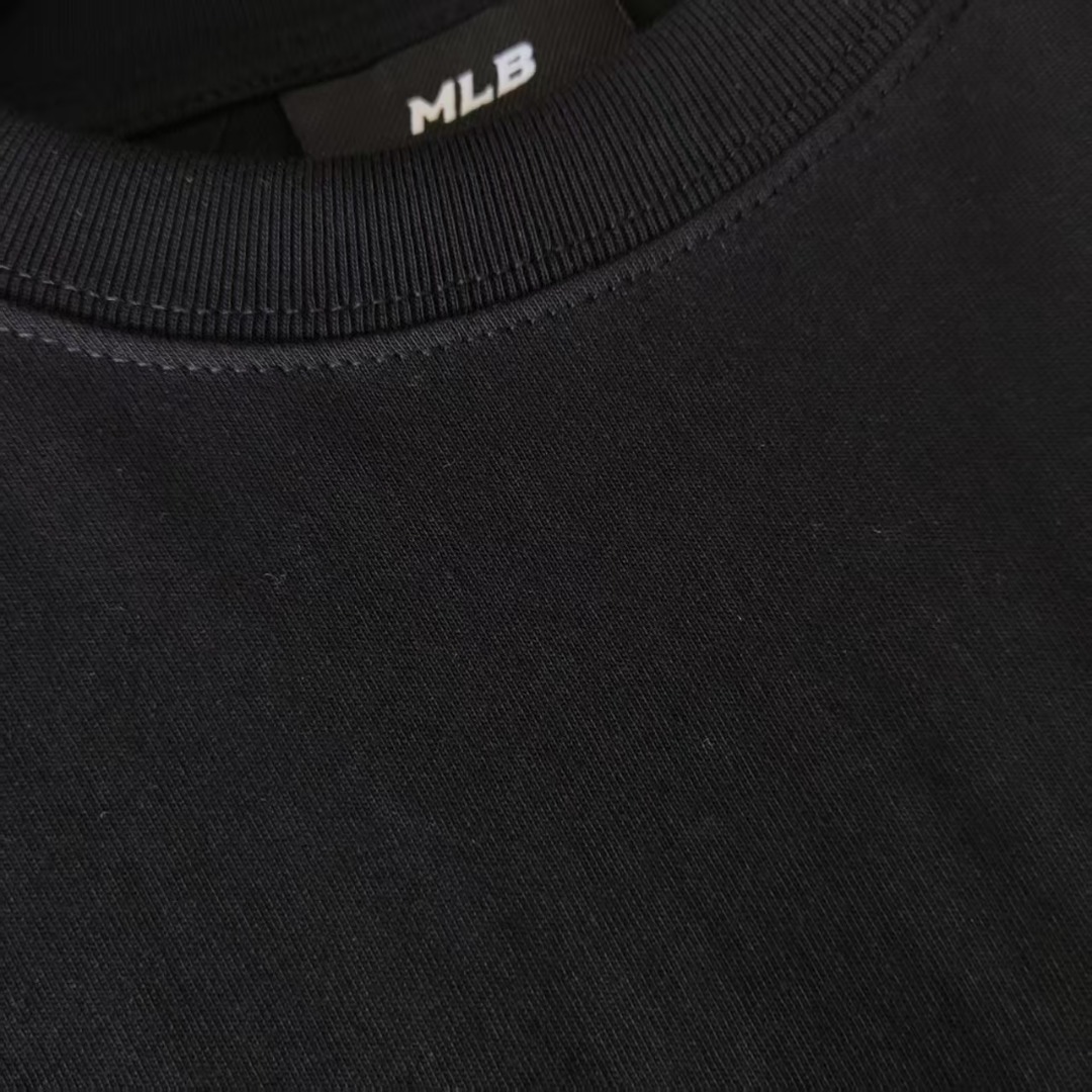 MLB 前贴布后刺绣logo字母T恤黑色 奶油色-Chinese UA Cheap High Quatity Brand Clothes Bags handbags Sneakers wholesale wholesaler seller from China Factory suppliers Fashion Clothing Shoes best Quality Beautiful Price MLB 前贴布后刺绣logo字母T恤黑色 奶油色