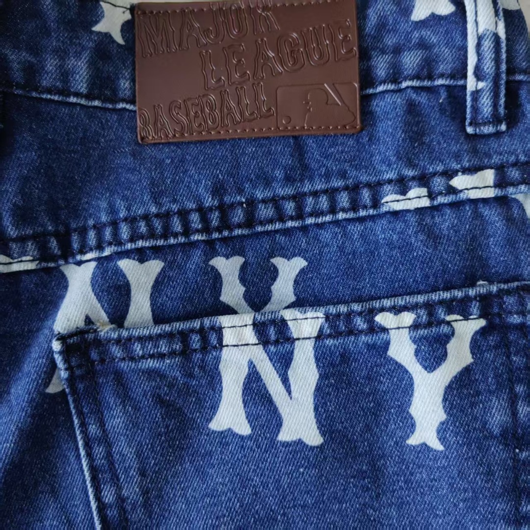 MLB/洋基队 NY满印水洗牛仔长裤靛蓝色-Chinese UA Cheap High Quatity Brand Clothes Bags handbags Sneakers wholesale wholesaler seller from China Factory suppliers Fashion Clothing Shoes best Quality Beautiful Price MLB/洋基队 NY满印水洗牛仔长裤靛蓝色