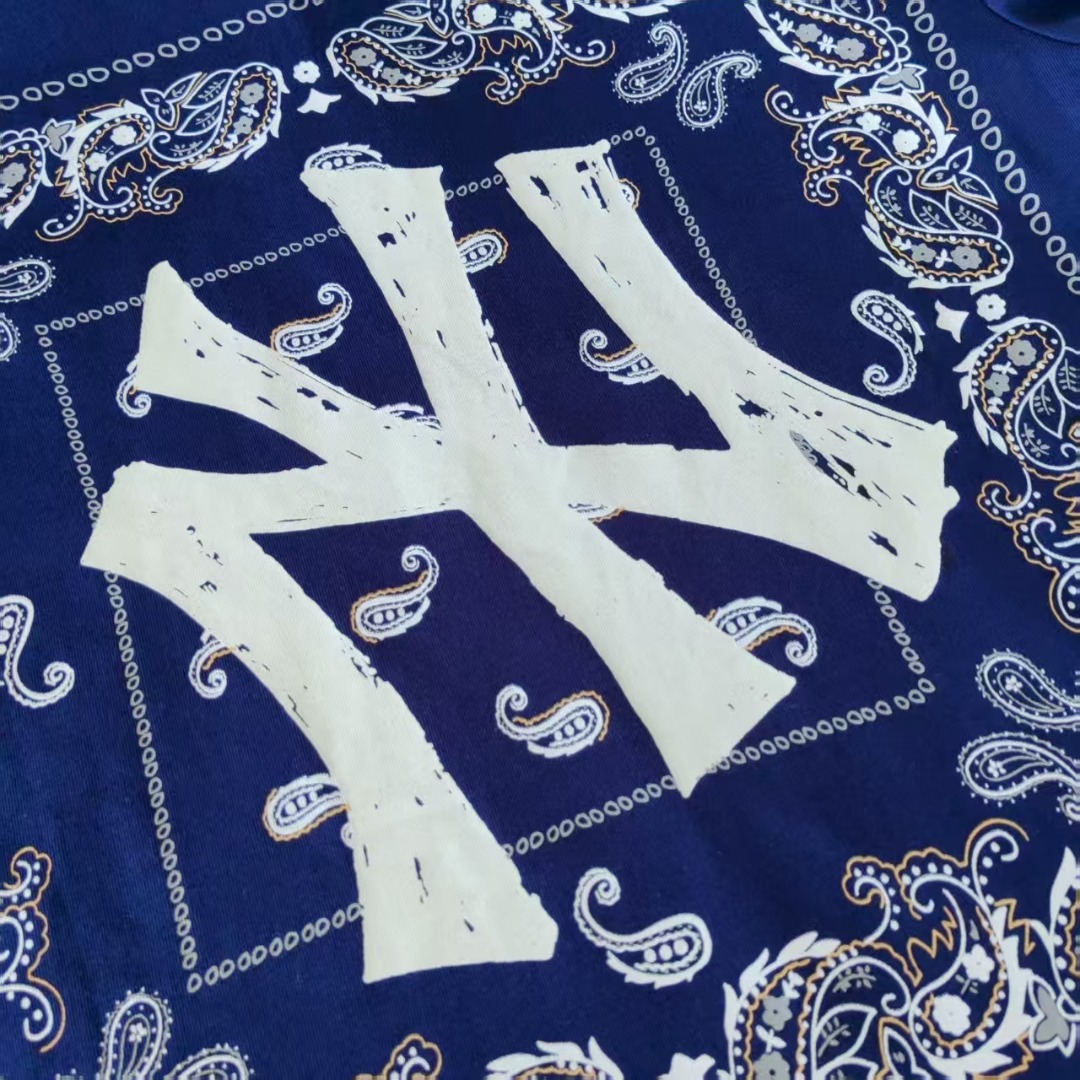 MLB 后背腰果花NY字母大印花T恤 搭配精致腰果花边框 白色 黑色 藏青 天蓝-Chinese UA Cheap High Quatity Brand Clothes Bags handbags Sneakers wholesale wholesaler seller from China Factory suppliers Fashion Clothing Shoes best Quality Beautiful Price MLB 后背腰果花NY字母大印花T恤 搭配精致腰果花边框 白色 黑色 藏青 天蓝