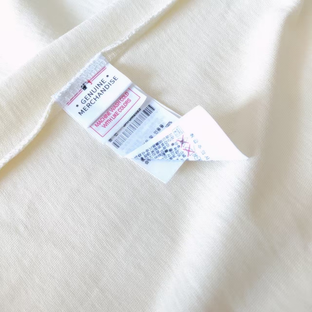 MLB 胸前精致小logo星球风短袖 融合星球元素 可爱又独特杏色 黑色 粉色 奶油色-Chinese UA Cheap High Quatity Brand Clothes Bags handbags Sneakers wholesale wholesaler seller from China Factory suppliers Fashion Clothing Shoes best Quality Beautiful Price MLB 胸前精致小logo星球风短袖 融合星球元素 可爱又独特杏色 黑色 粉色 奶油色