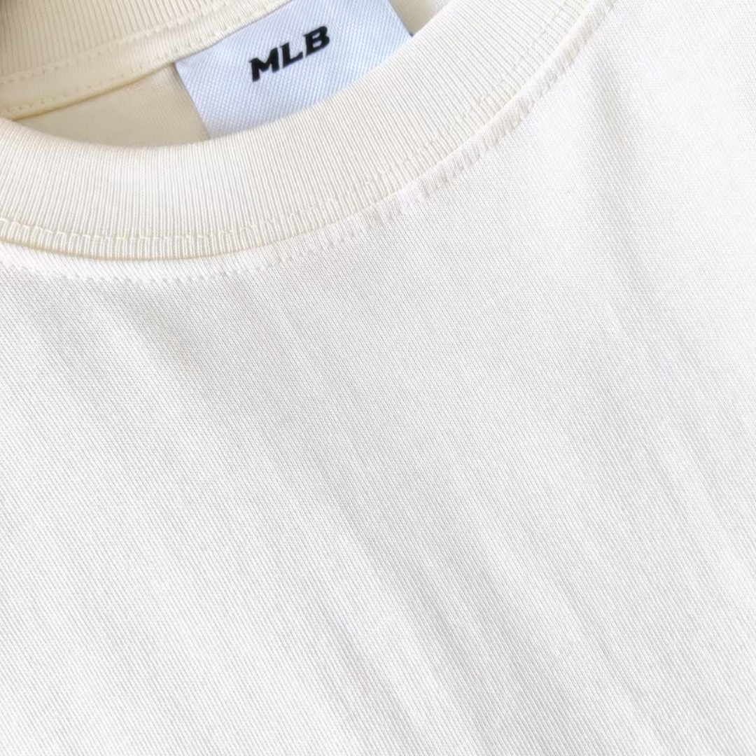 MLB 胸前精致小logo星球风短袖 融合星球元素 可爱又独特杏色 黑色 粉色 奶油色-Chinese UA Cheap High Quatity Brand Clothes Bags handbags Sneakers wholesale wholesaler seller from China Factory suppliers Fashion Clothing Shoes best Quality Beautiful Price MLB 胸前精致小logo星球风短袖 融合星球元素 可爱又独特杏色 黑色 粉色 奶油色