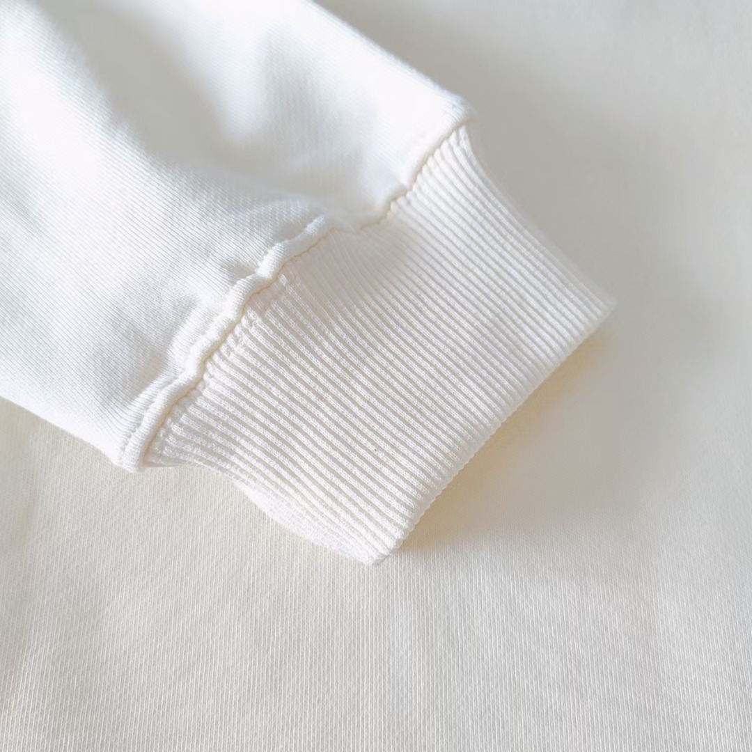 Gucci/古驰 忠诚的雪瑞纳圆领卫衣-High Quatity Cheap Brand wholesale wholesaler seller Clothes Bags handbags Sneakers Top Fashion Clothing Shoes from China Factory Chinese suppliers best Quality Beautiful Price Gucci/古驰 忠诚的雪瑞纳圆领卫衣