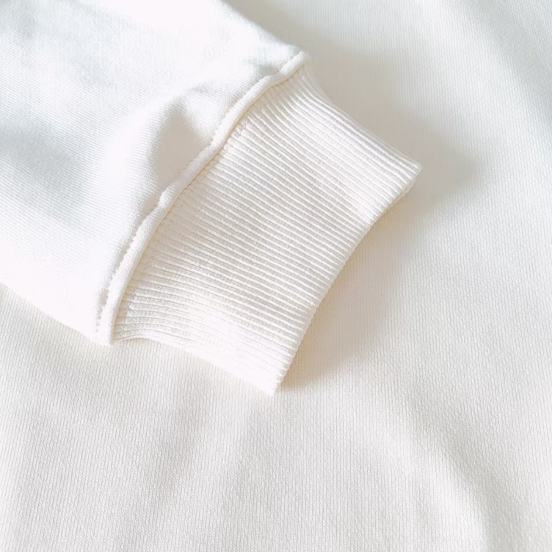 Gucci/古驰 卡通趣味纸袋里的猫猫圆领卫衣-High Quatity Cheap Brand wholesale wholesaler seller Clothes Bags handbags Sneakers Top Fashion Clothing Shoes from China Factory Chinese suppliers best Quality Beautiful Price Gucci/古驰 卡通趣味纸袋里的猫猫圆领卫衣
