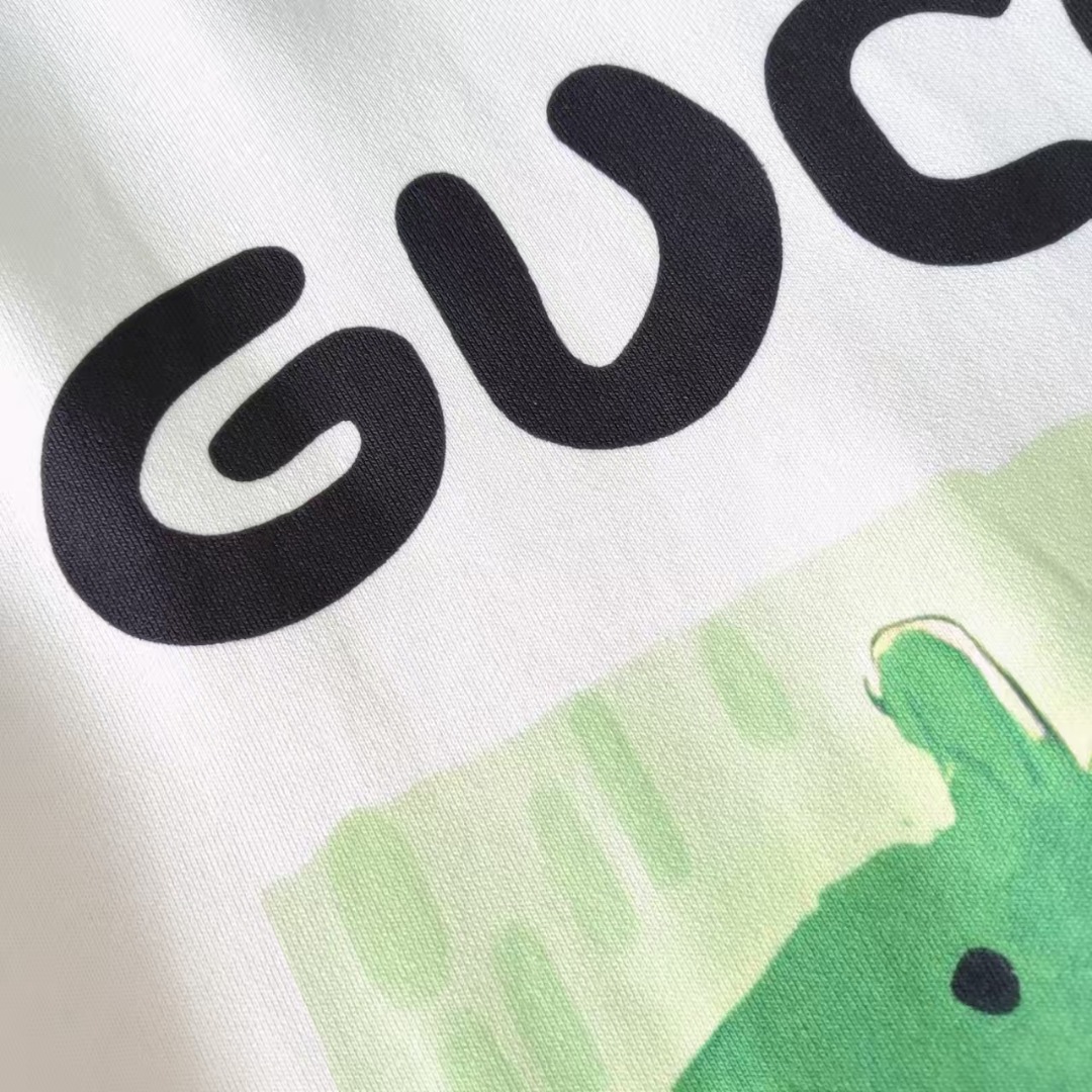 Gucci/古驰 卡通趣味异变的狗圆领卫衣-High Quatity Cheap Brand wholesale wholesaler seller Clothes Bags handbags Sneakers Top Fashion Clothing Shoes from China Factory Chinese suppliers best Quality Beautiful Price Gucci/古驰 卡通趣味异变的狗圆领卫衣