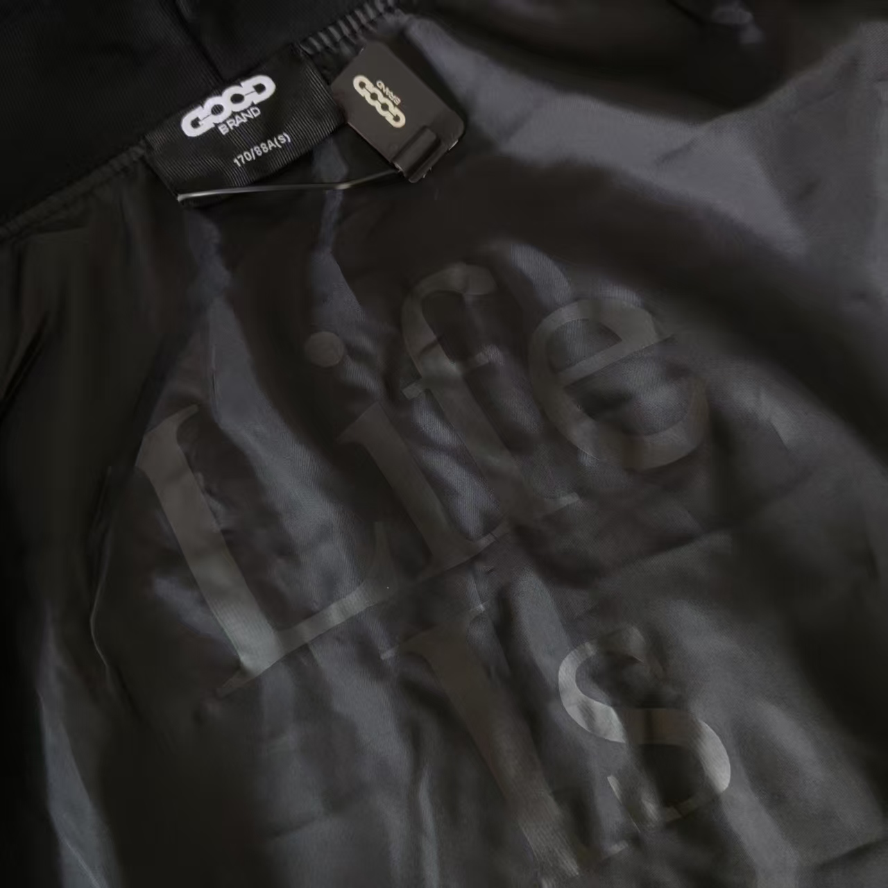 GOODBRAND 珍珠标语宽松拉链开衫连帽卫衣长袖外套 黑色 酒红色