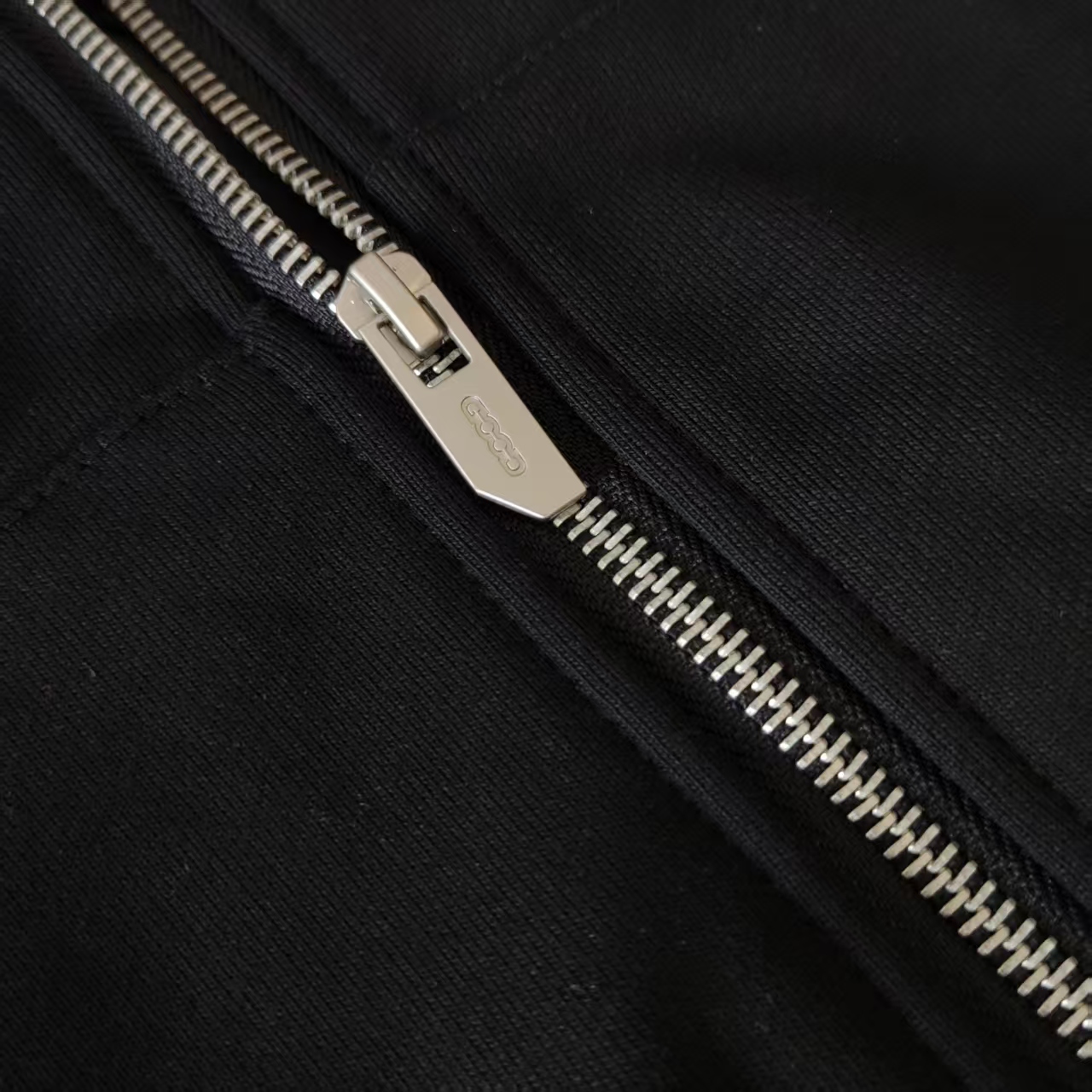 GOODBRAND 珍珠标语宽松拉链开衫连帽卫衣长袖外套 黑色 酒红色