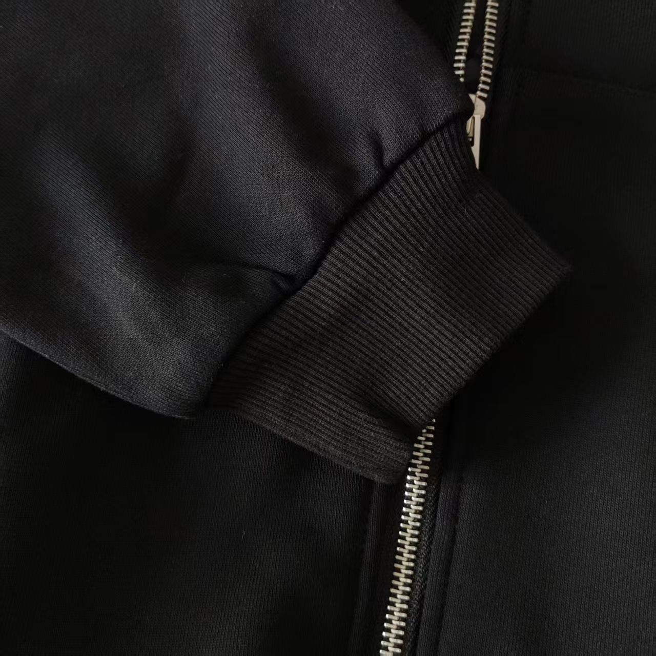 GOODBRAND 珍珠标语宽松拉链开衫连帽卫衣长袖外套 黑色 酒红色