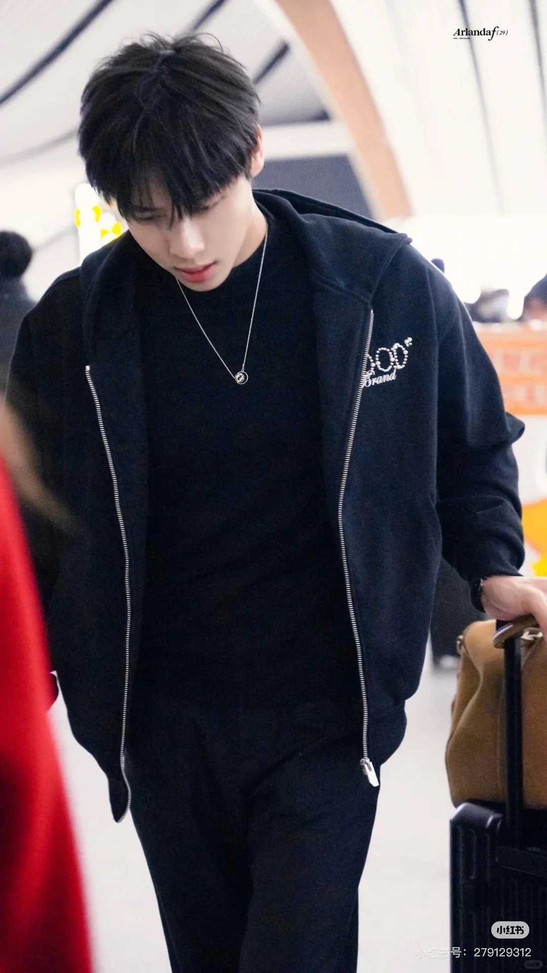 _dDW9sGNqHBduTBji85srmo7sot1RQUQ1YnAL73Q