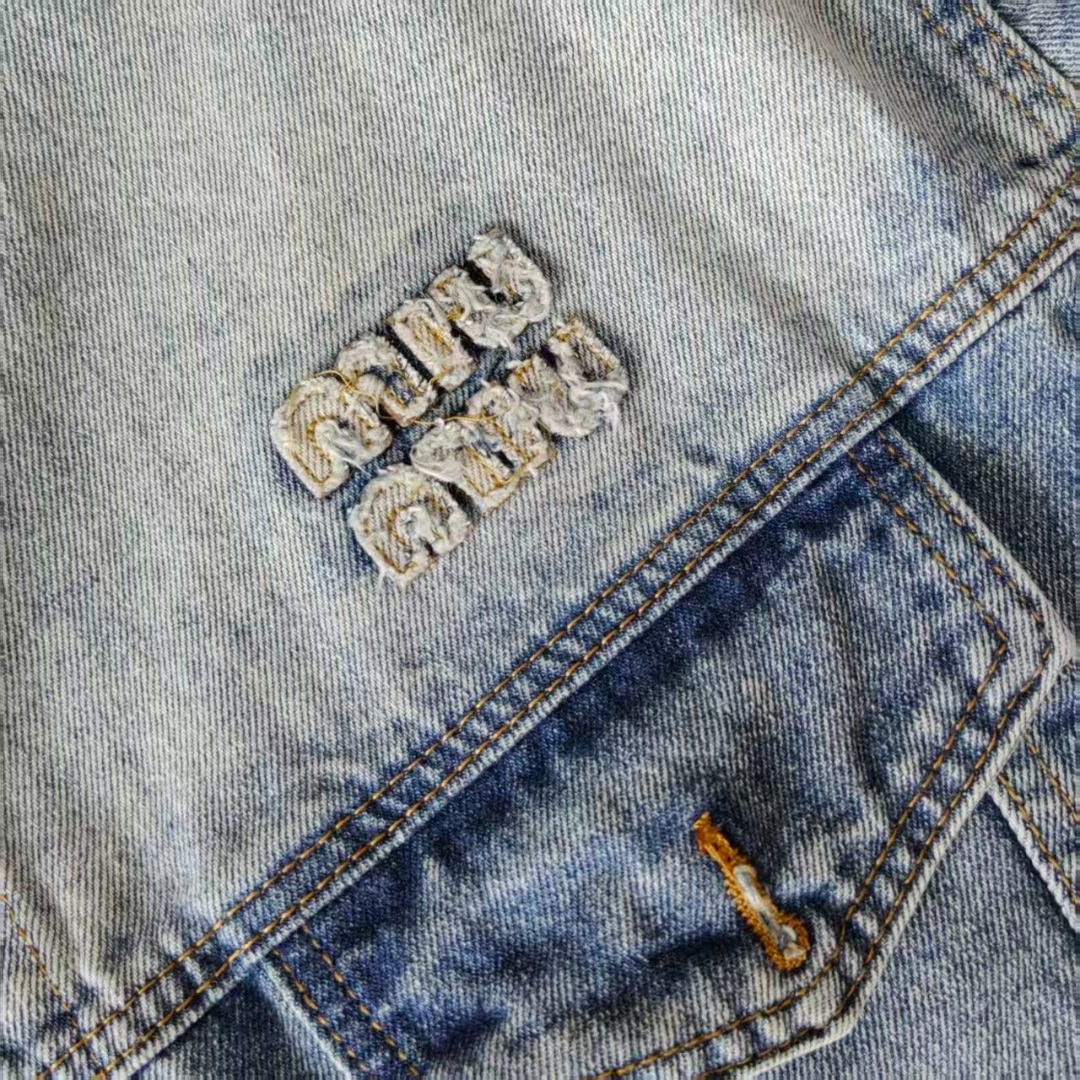 MIUMIU/缪缪 贴布徽标字母水洗蓝牛仔夹克