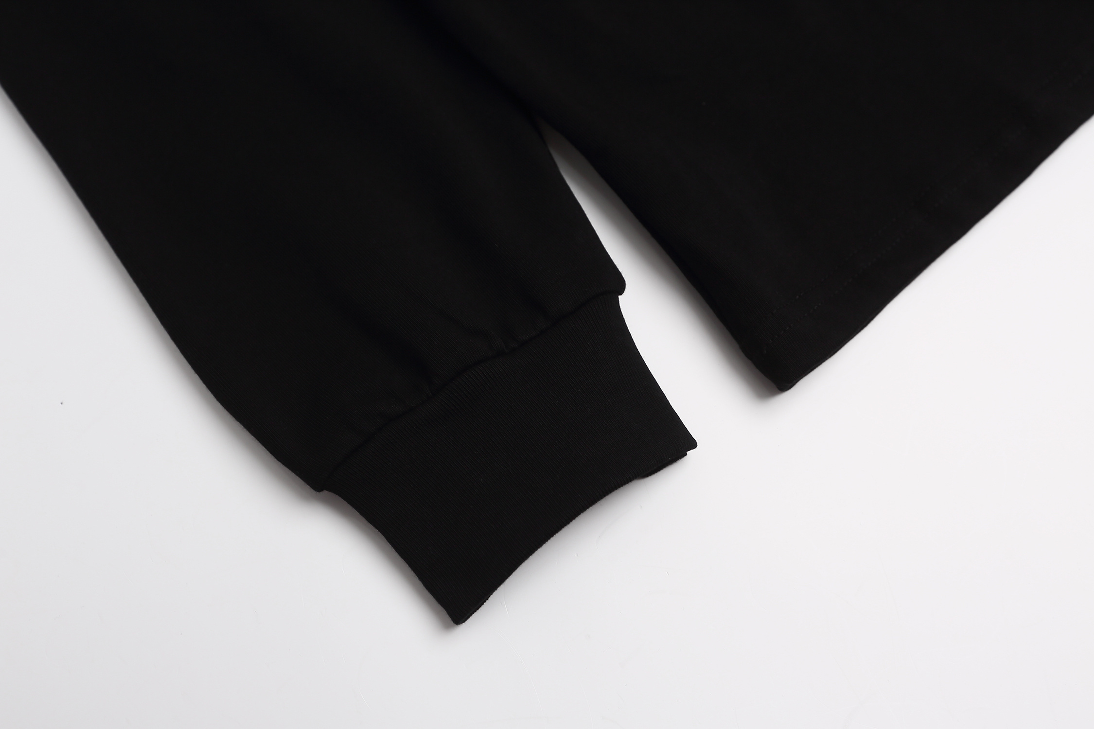 BALENCIAGA/巴黎世家篮球复古10号情侣休闲圆领长袖 白色 黑色