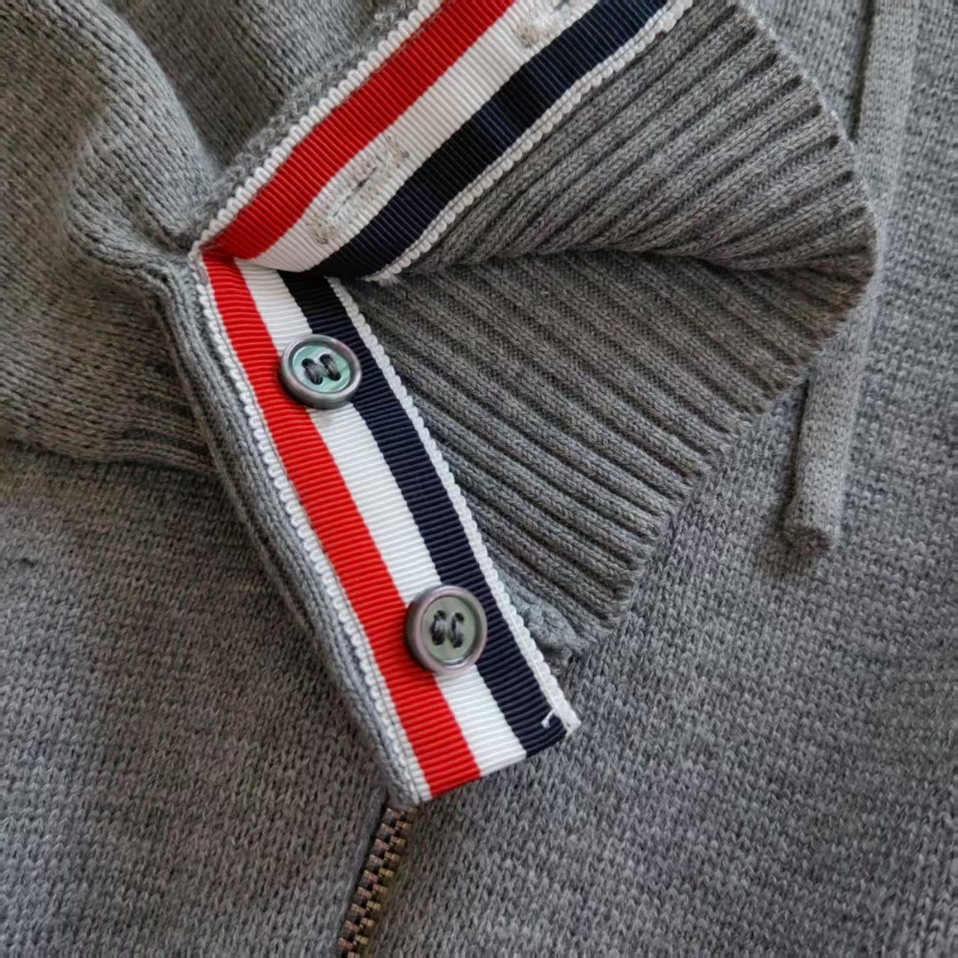 THOM BROWNE 汤姆布朗 TB双袖标拉链毛衣开衫 白色/灰色/藏青/黑色