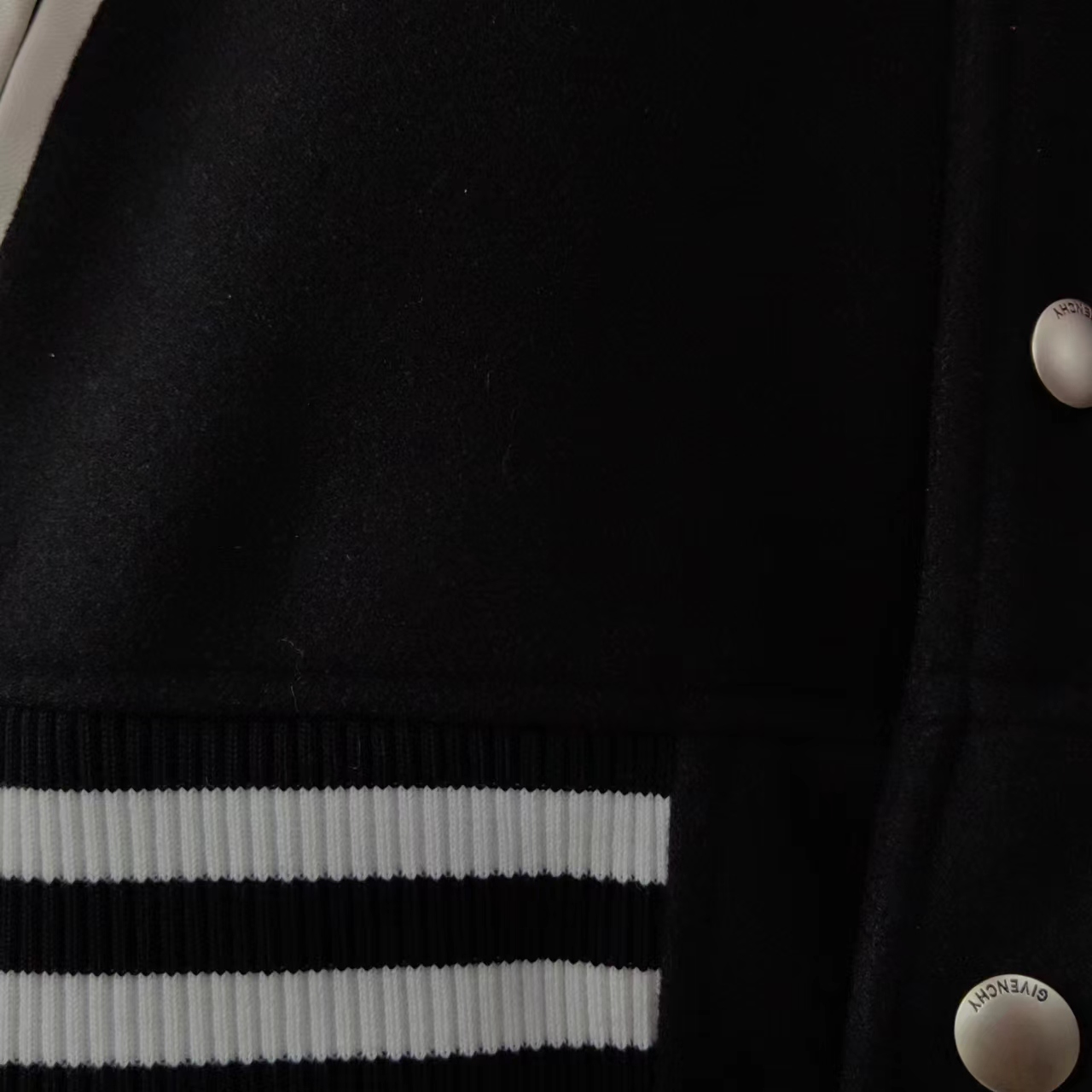 细节图 Givenchy/纪梵希 经典刺绣字母皮袖拼接羊毛呢棒球服夹克
