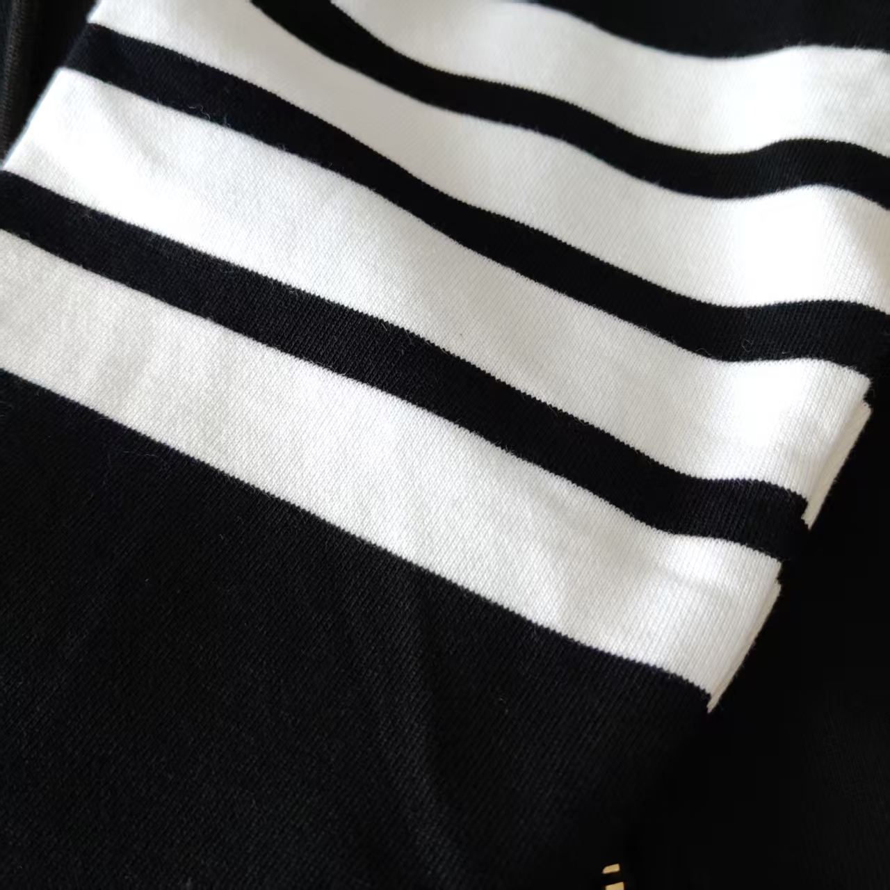 Thom Browne/汤姆布朗 四杠拉链外套 TB白四杠拉链外套