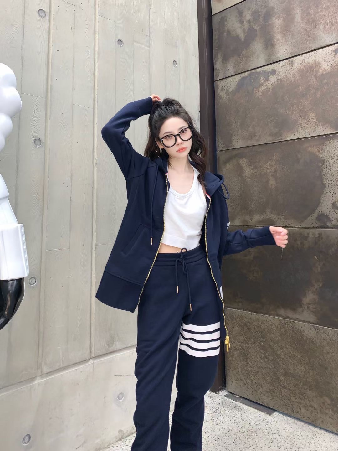 _dfJ9sq0Gyc8LmfLLwuwhBTsnWldT4B2V6MogJpA