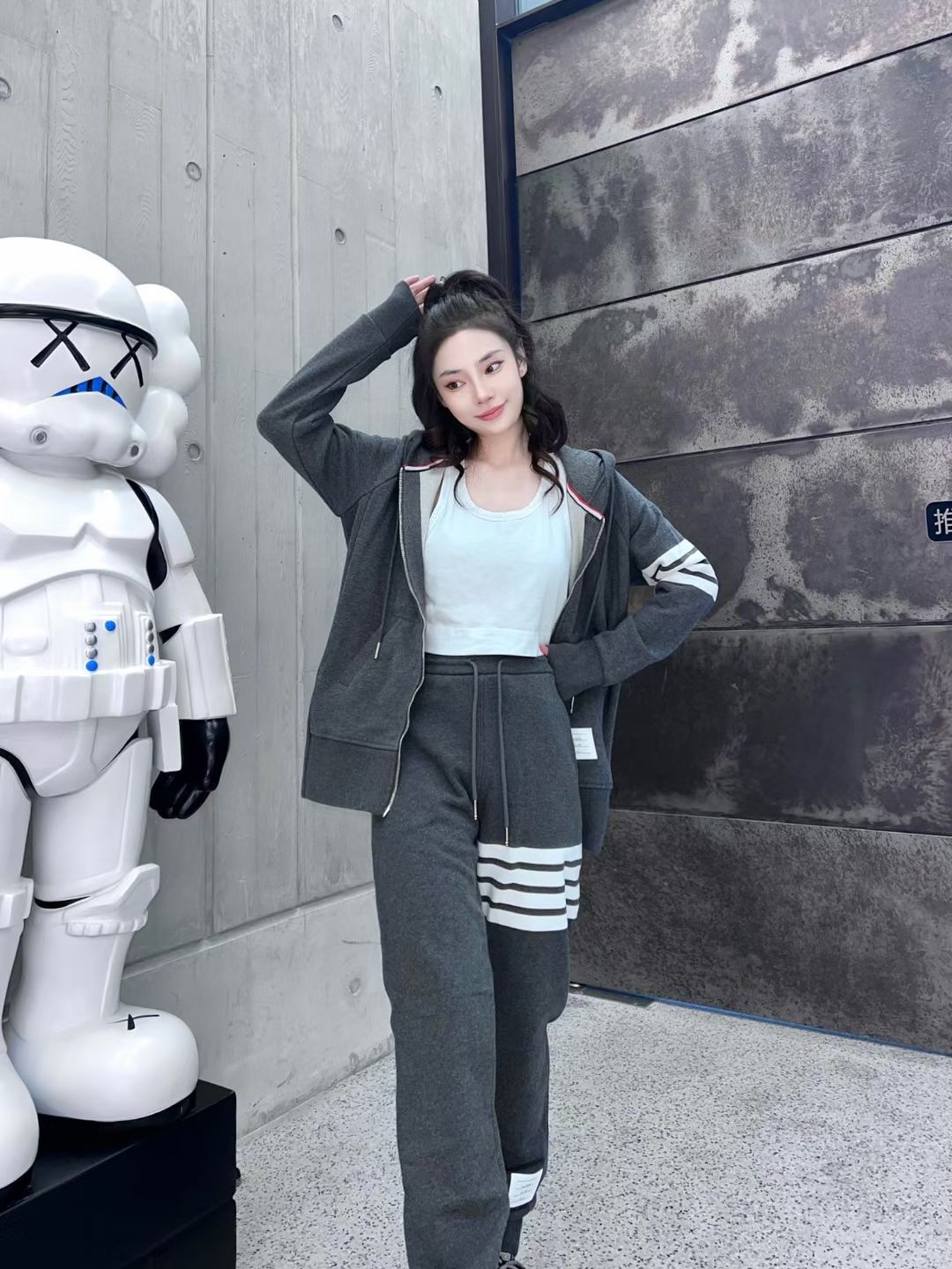 _dwU9smfOfJciH_e3qc9kquMEW9NLV6K8eVUKDOA