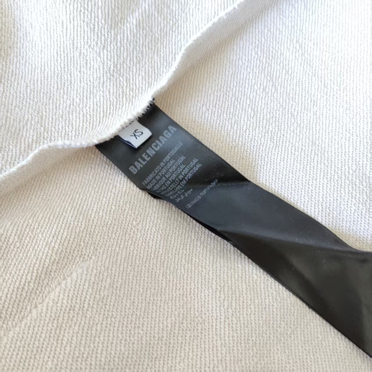 巴黎世家 Balenciaga wifi520限定连帽卫衣黑色 杏色