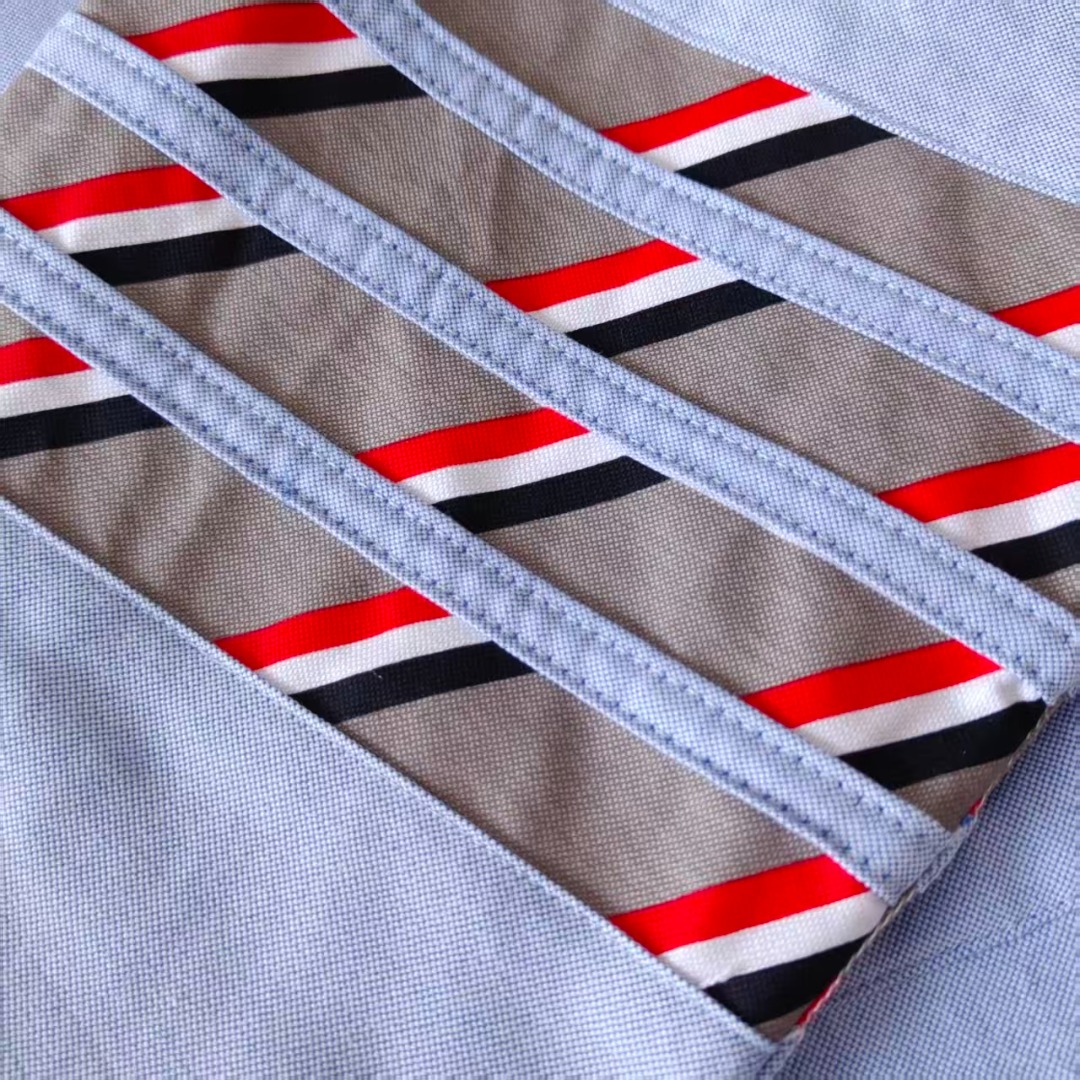 实拍细节图 THOM BROWNE 汤姆布朗 经典新款袖子红白蓝条纹斜纹牛津纺长袖衬衣