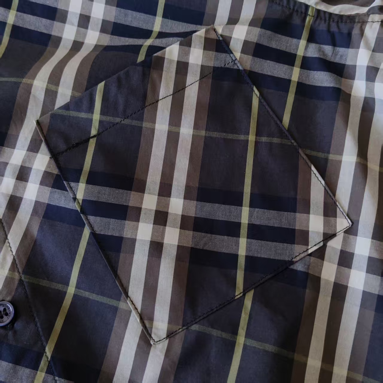 Burberry/巴宝莉 斜格经典元素新款衬衫