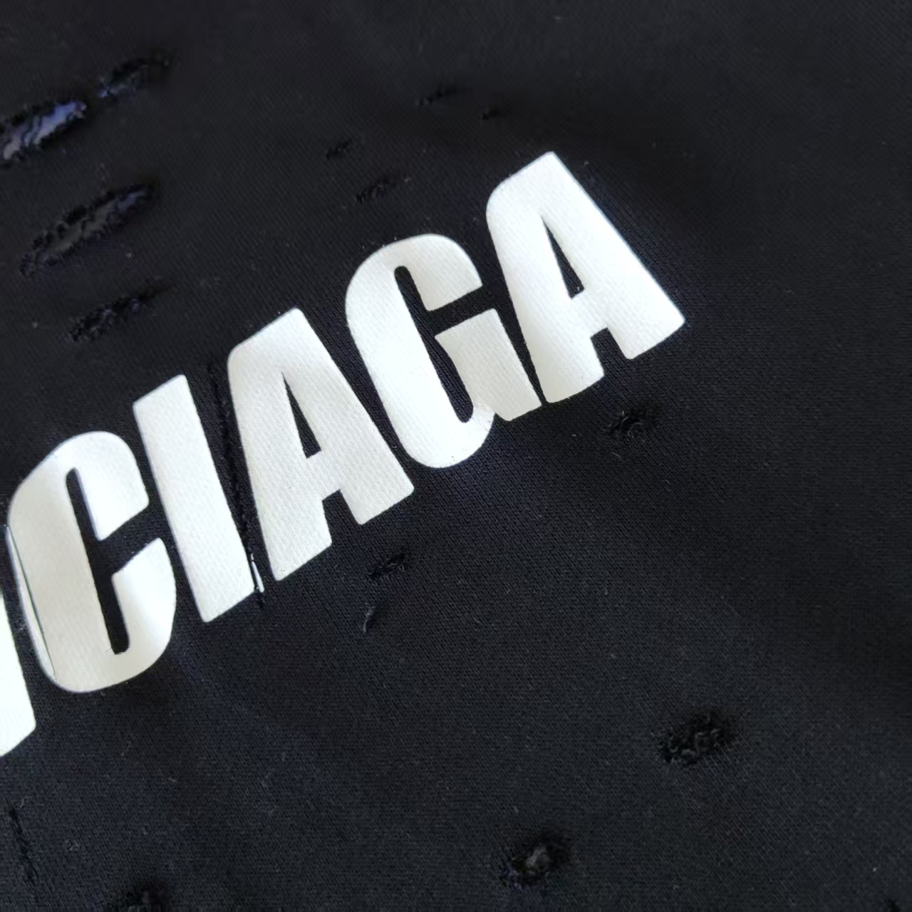 巴黎世家/Balenciaga 洗水大破坏Logo撕裂连帽卫衣 经典印花 洗水黑 湖水绿 白色