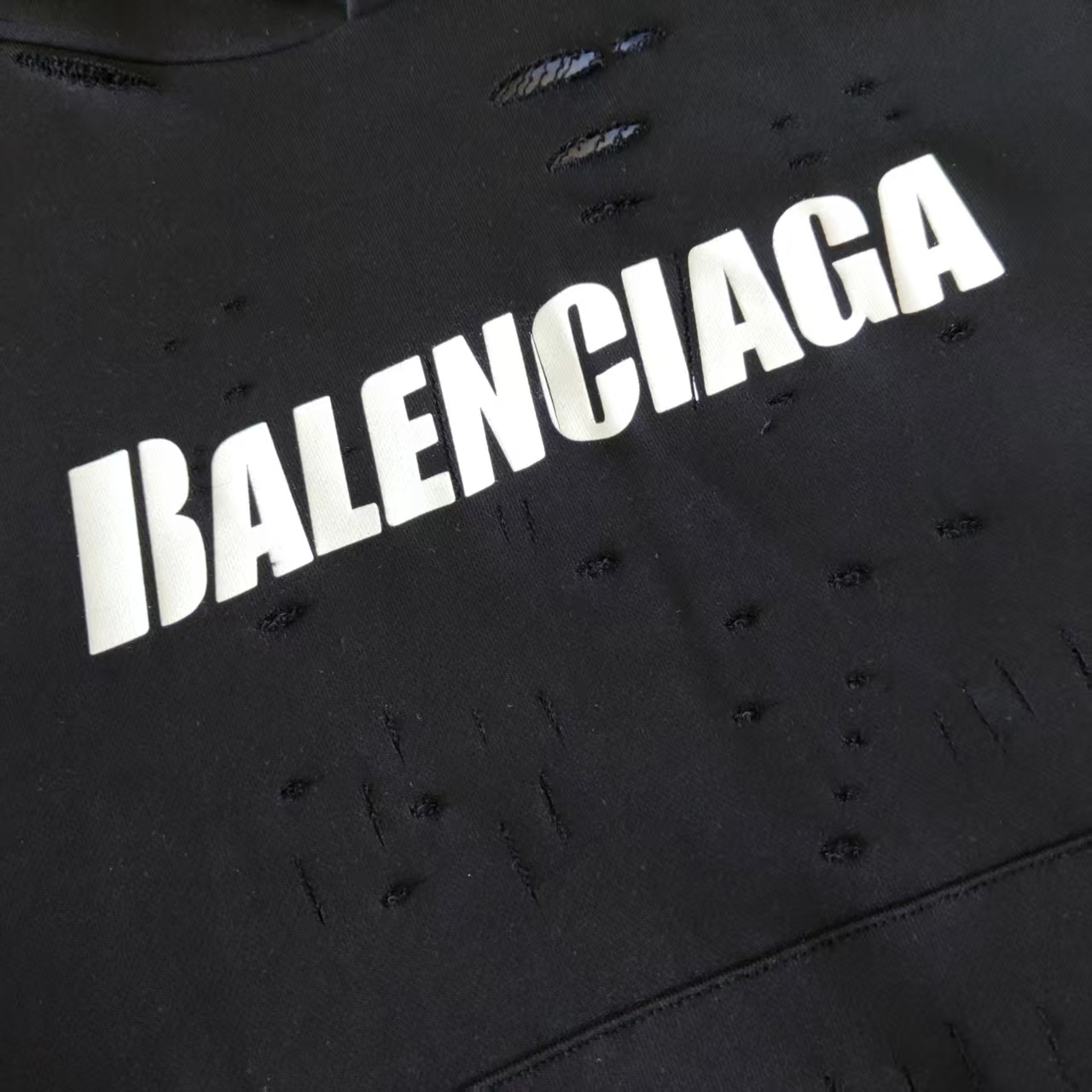 巴黎世家/Balenciaga 洗水大破坏Logo撕裂连帽卫衣 经典印花 洗水黑 湖水绿 白色