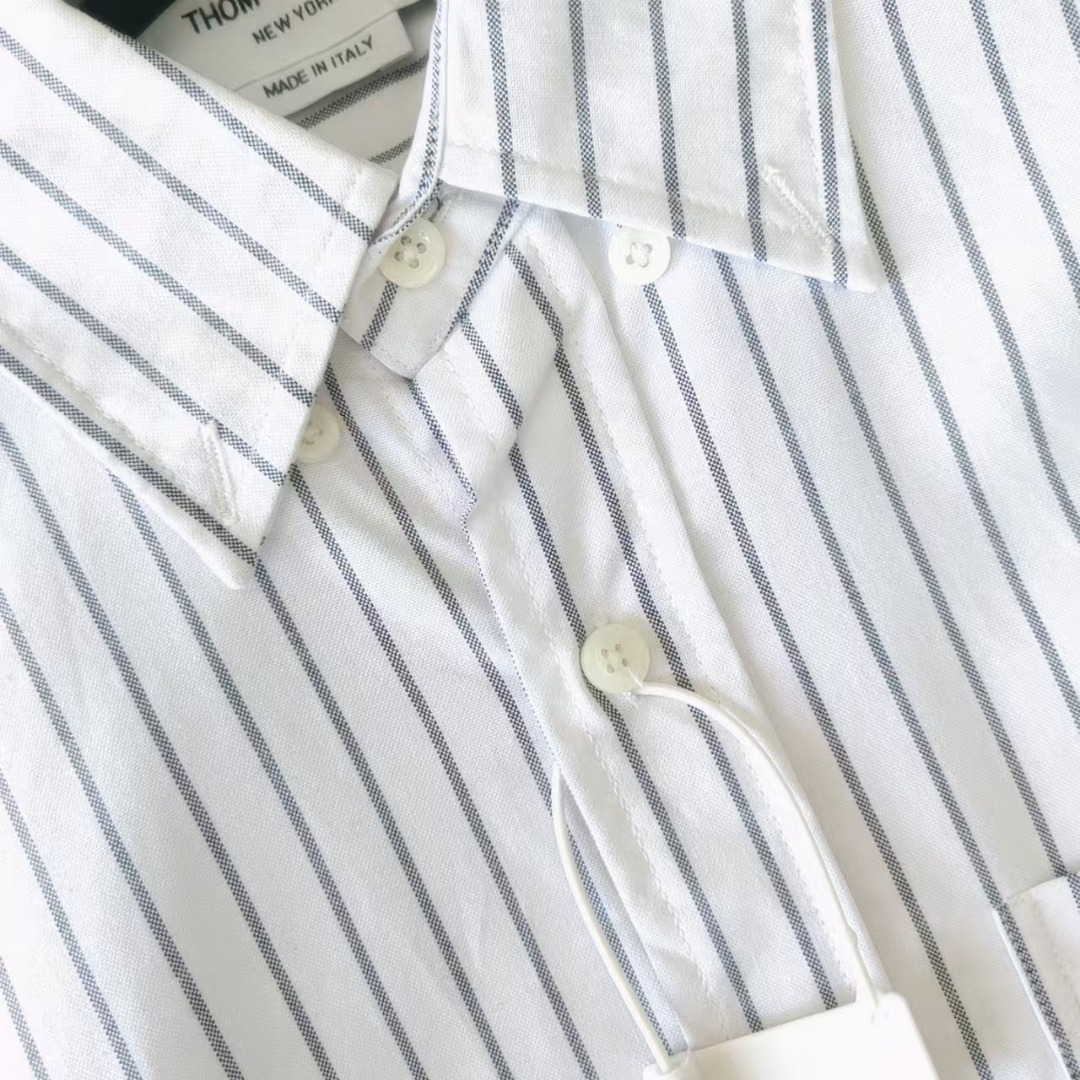THOM BROWNE 汤姆布朗 双袖标条纹长袖衬衫 白色/灰色